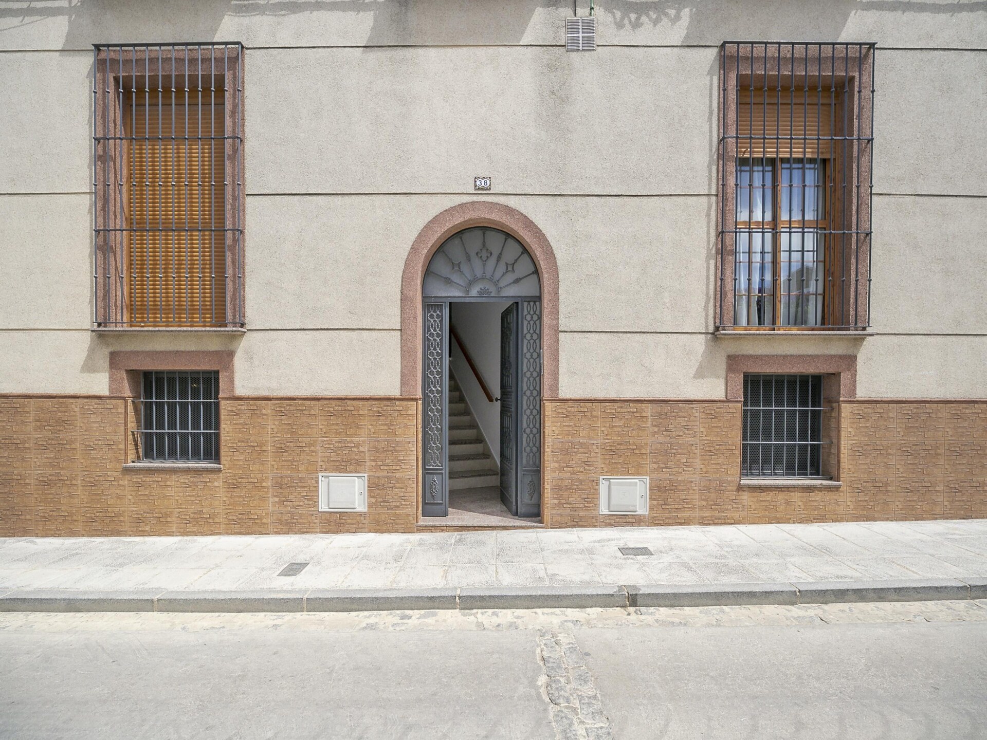 Ruim vakantiehuis voor 6 in Villanueva de San Juan met zwembadtoegang - foto 6