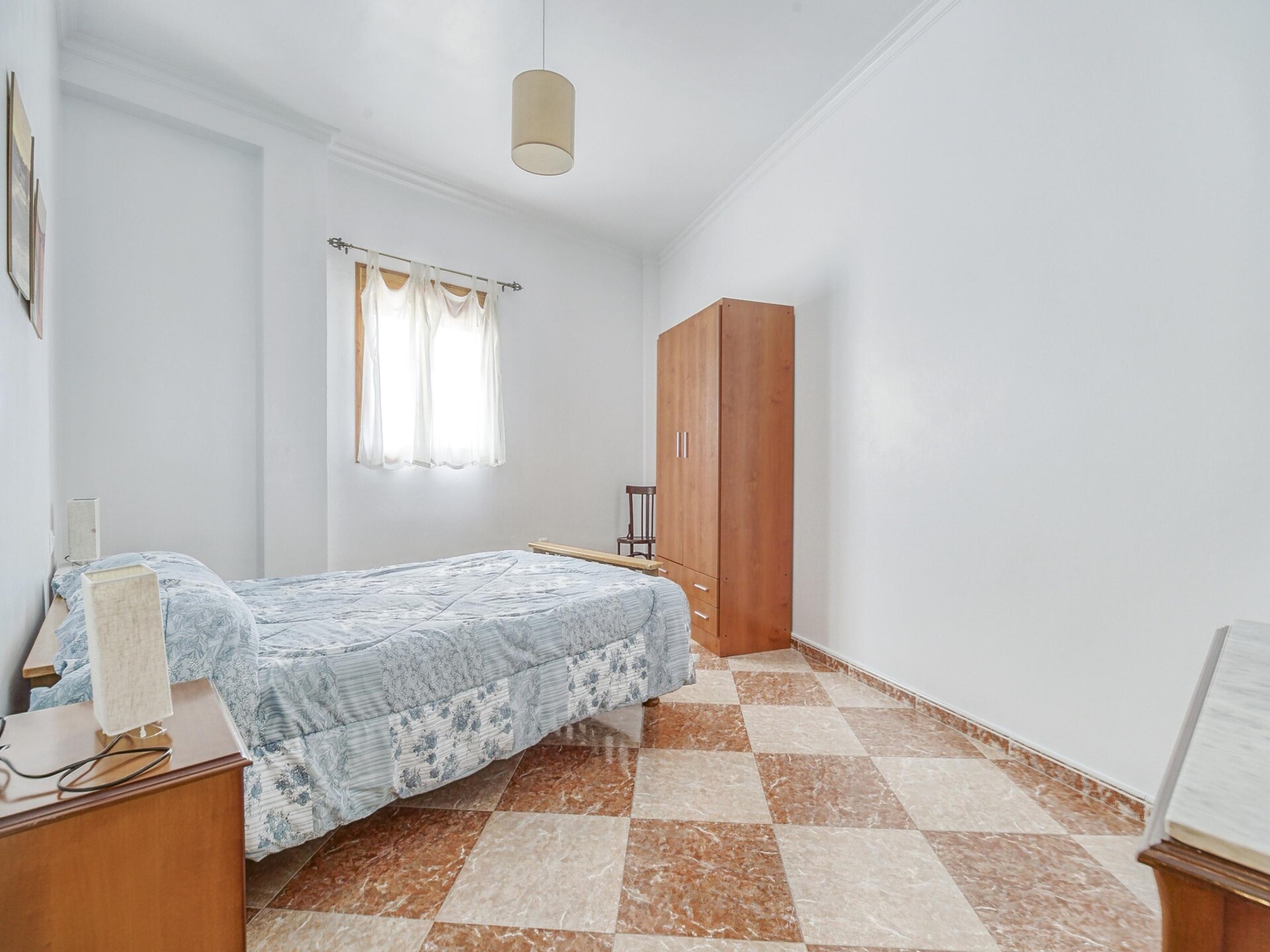 Ruim vakantiehuis voor 6 in Villanueva de San Juan met zwembadtoegang - foto 19