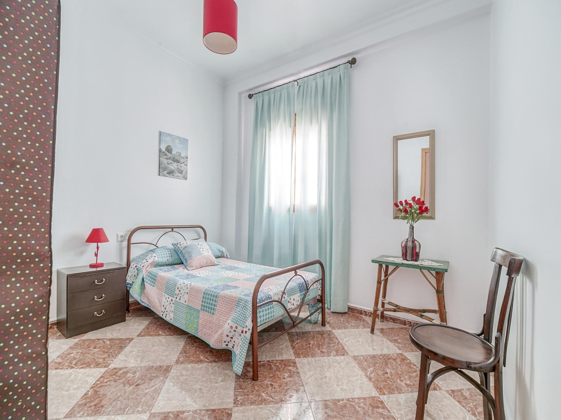 Ruim vakantiehuis voor 6 in Villanueva de San Juan met zwembadtoegang - foto 21