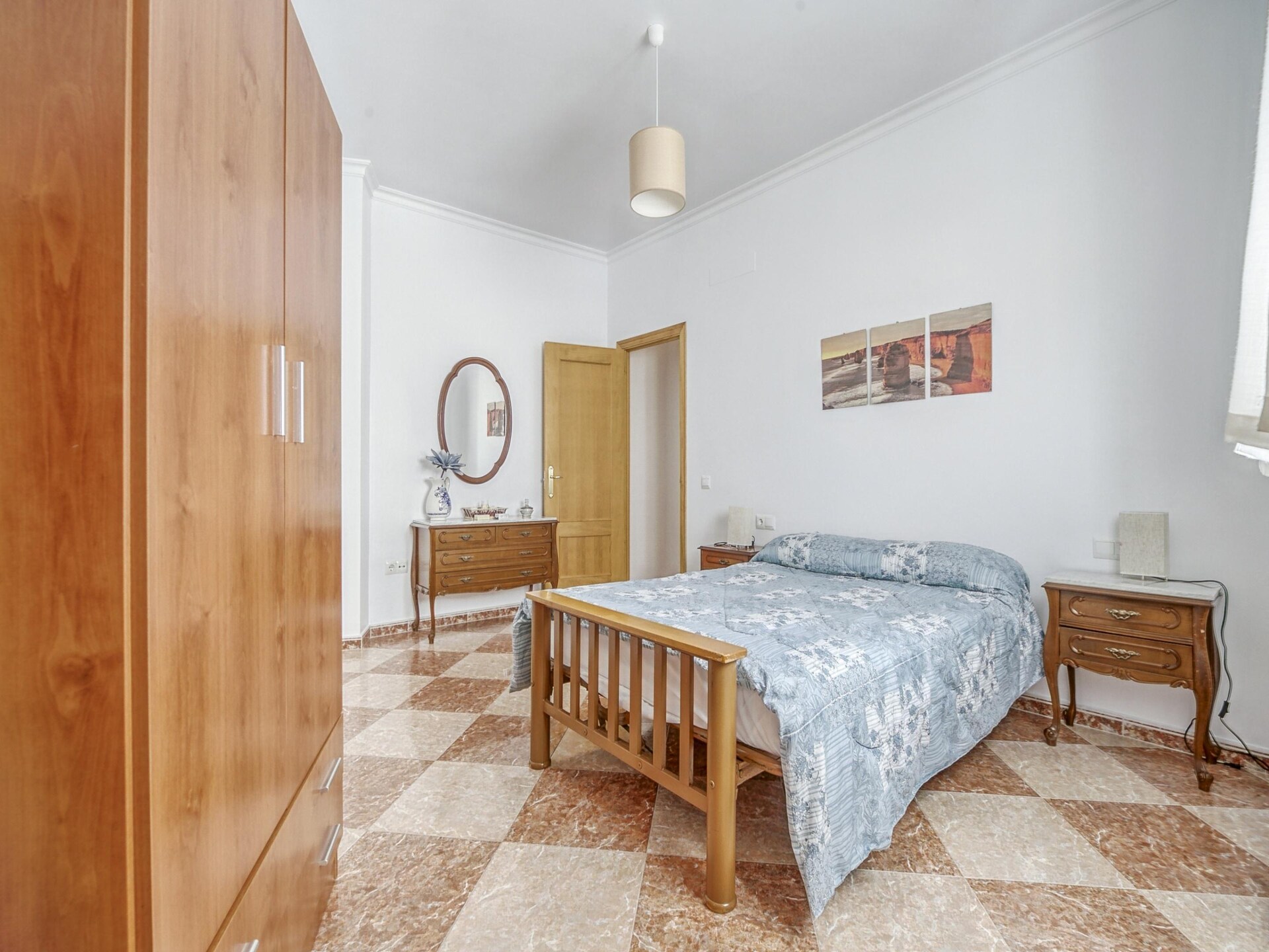 Ruim vakantiehuis voor 6 in Villanueva de San Juan met zwembadtoegang - foto 18