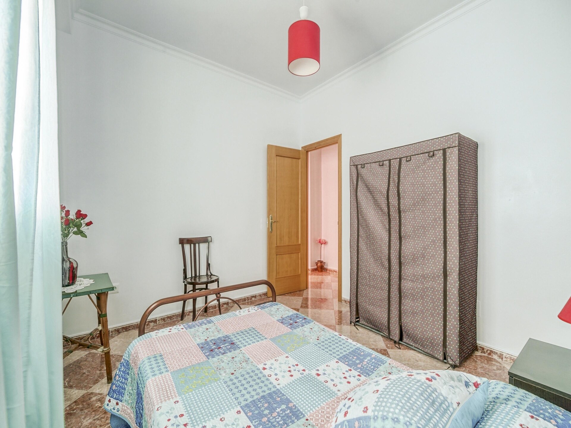 Ruim vakantiehuis voor 6 in Villanueva de San Juan met zwembadtoegang - foto 25