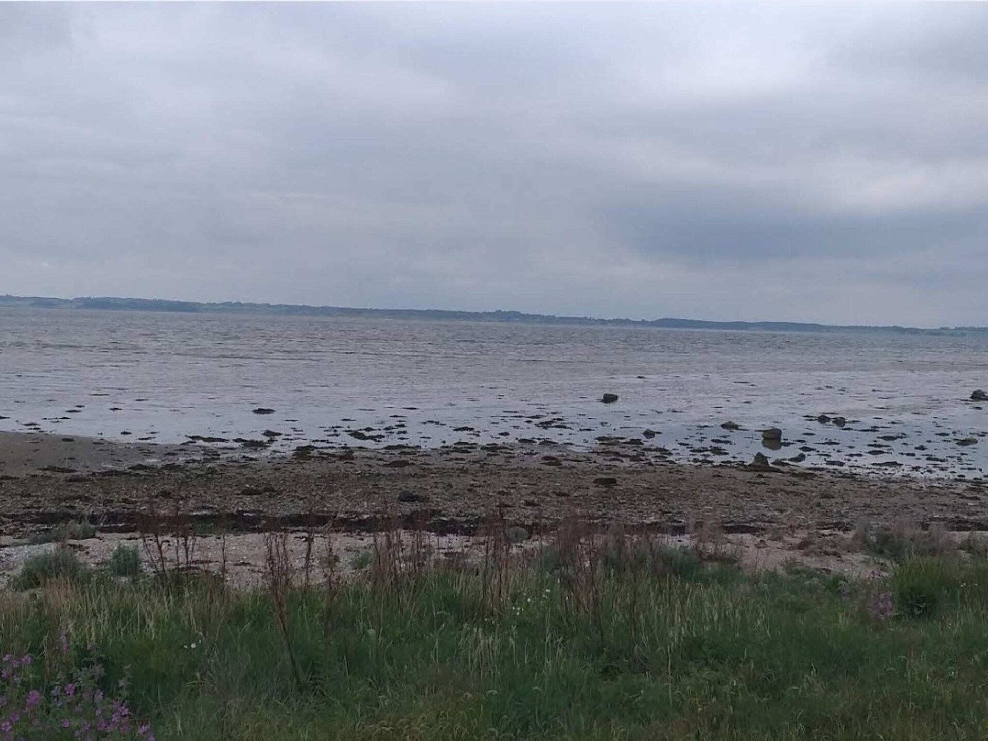 Vrijstaand kusthuis op 20 meter van zee met open haard in Jægerspris - foto 17