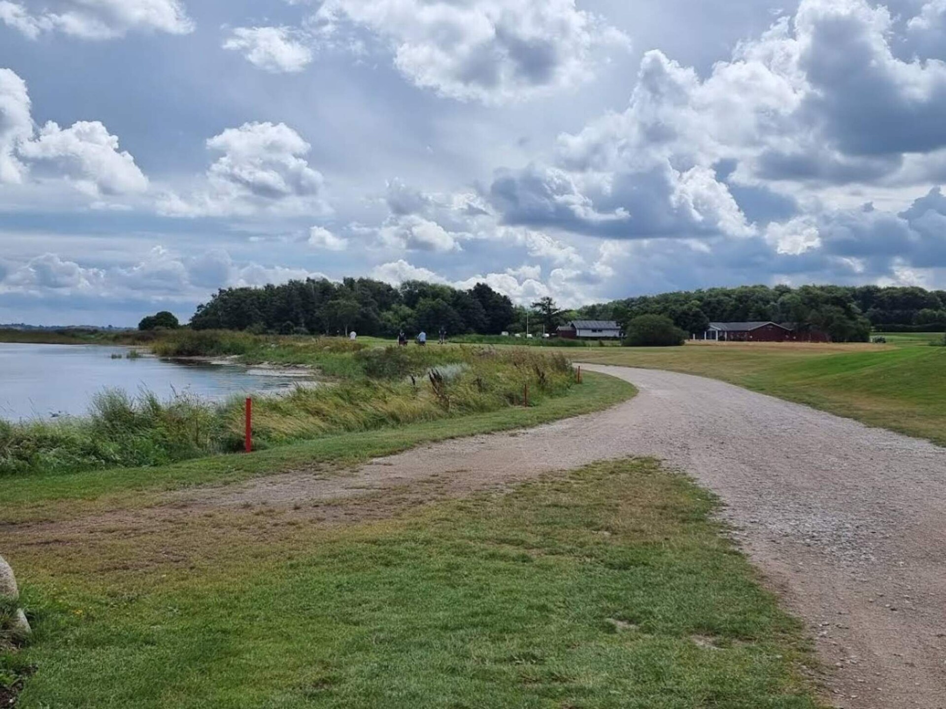 Vrijstaand kusthuis op 20 meter van zee met open haard in Jægerspris - foto 18