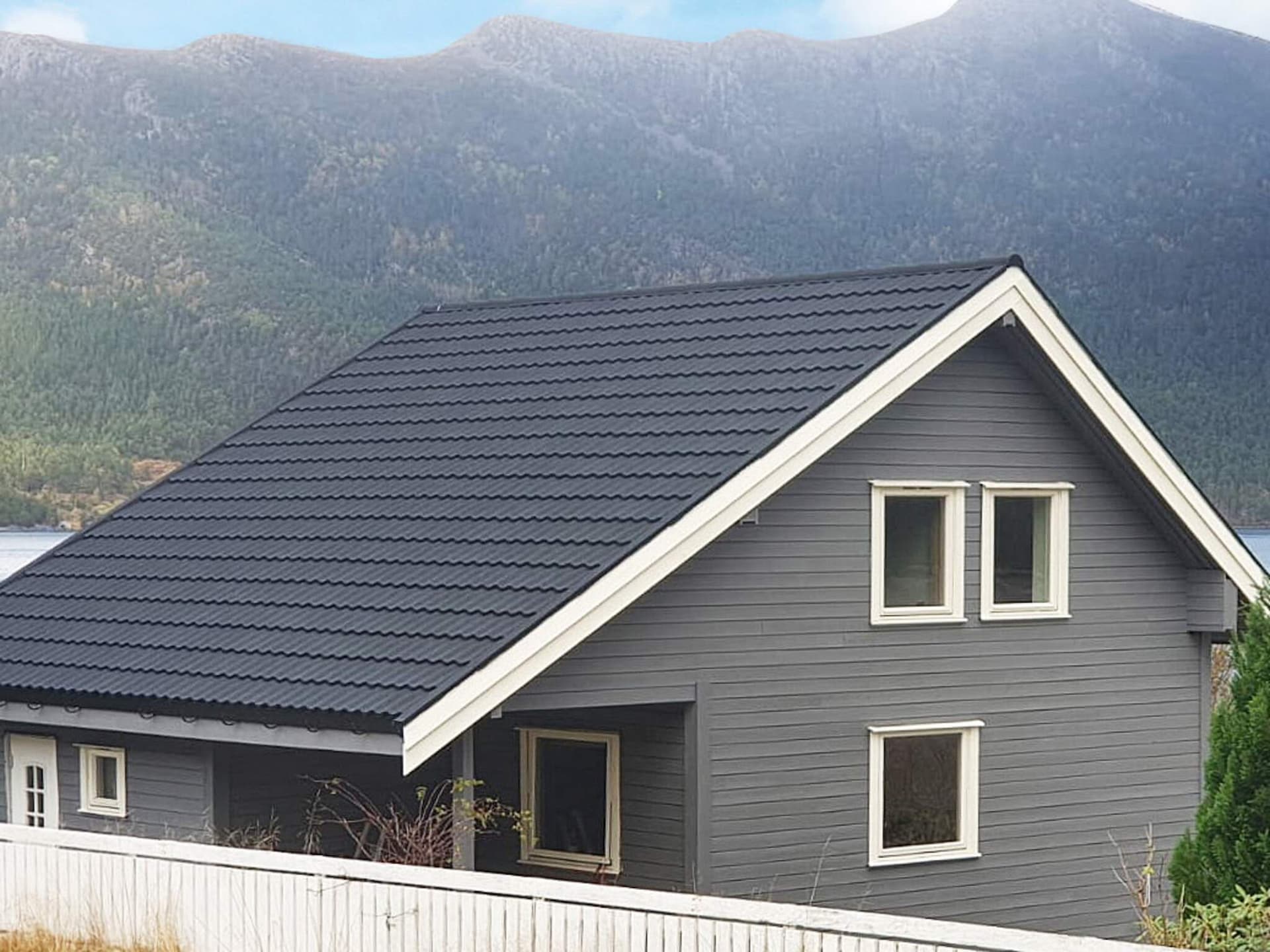 Modern vakantiehuis in Svelgen met panoramisch uitzicht op Frøysjøen - foto 3