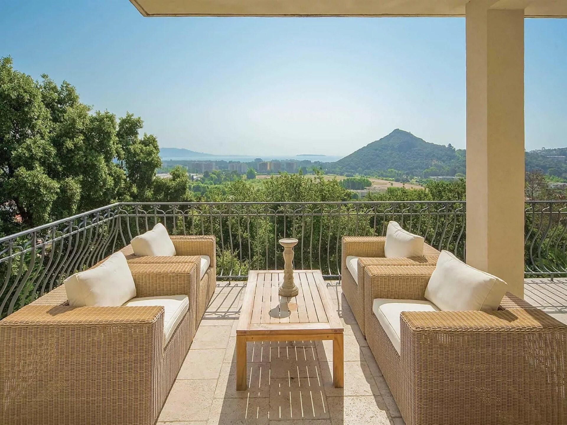 10-persoons villa met privézwembad in Mandelieu-la-Napoule - foto 39