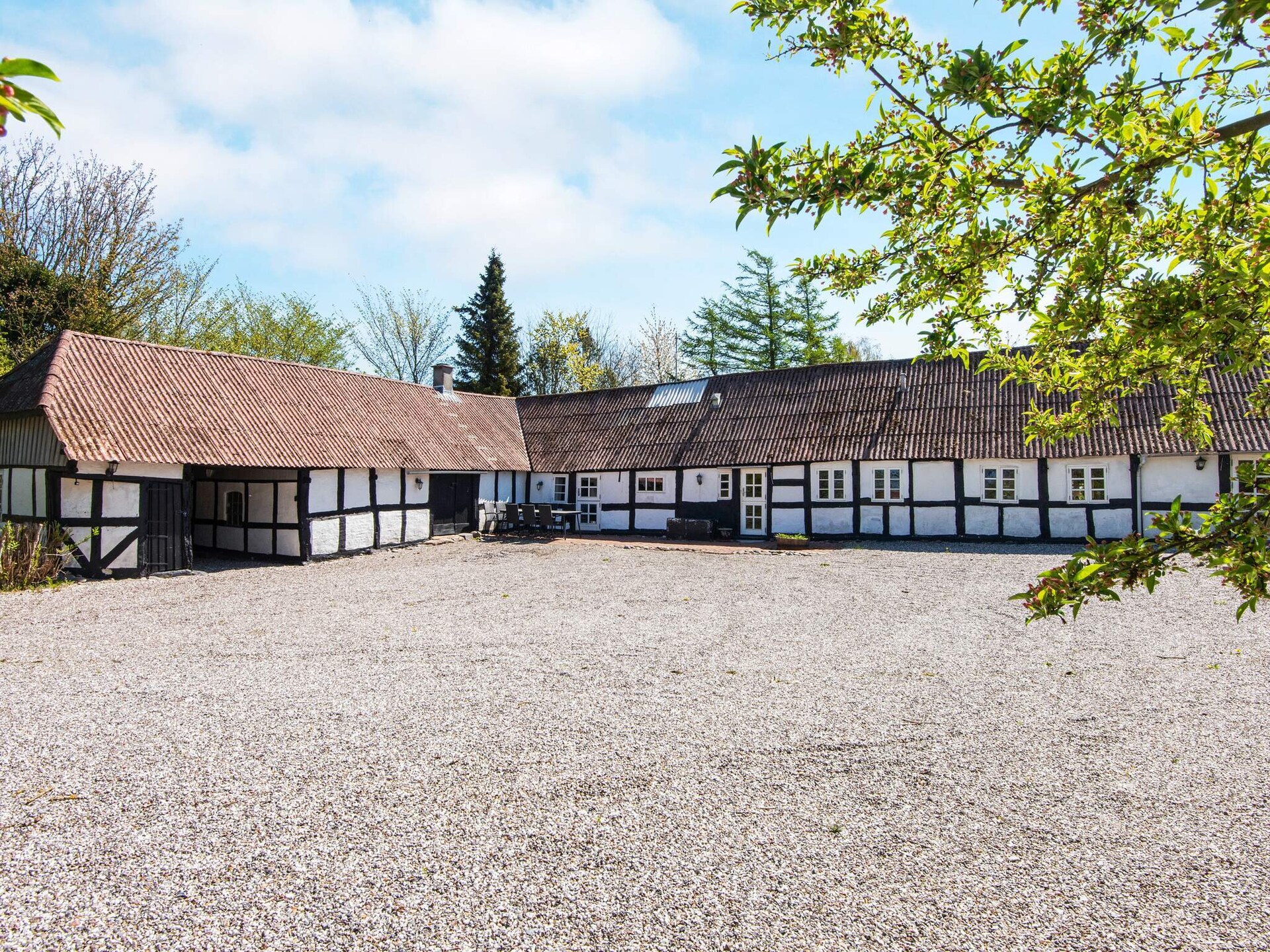 Nostalgisch vakwerkhuis uit 1799 nabij de klifkust van Karlby - foto 42
