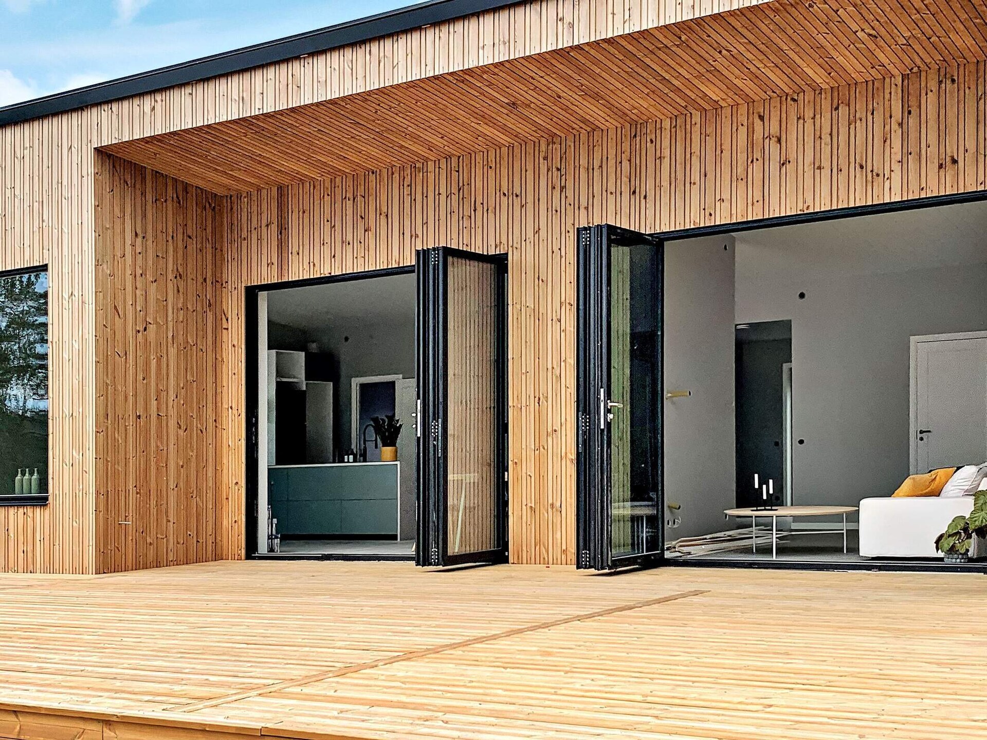 Design vakantiehuis met panoramisch uitzicht op het meer in Håcksvik - foto 6