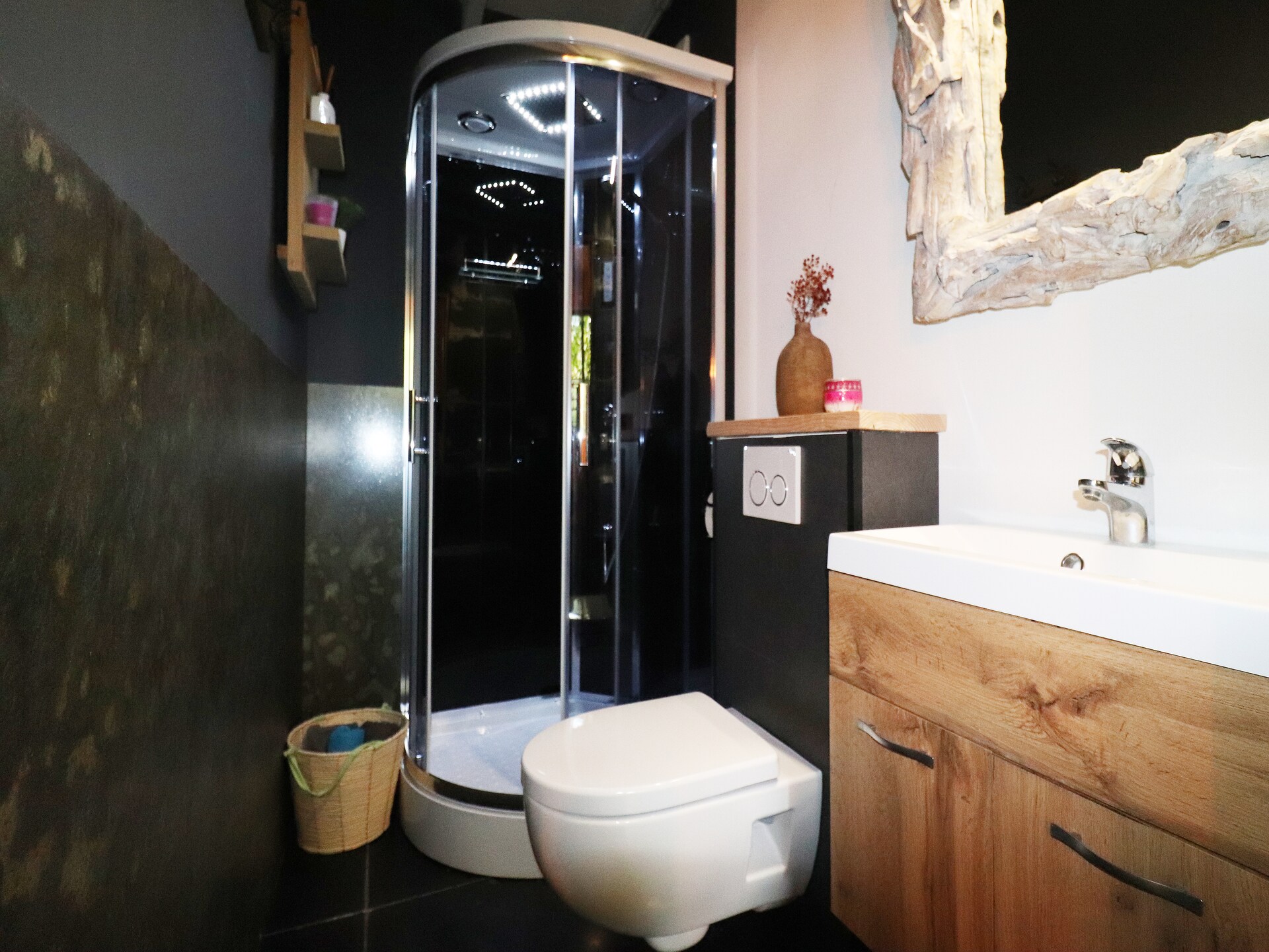 Het Atelier: creatief vakantiehuis met jacuzzi in Sleen, Drenthe - foto 26