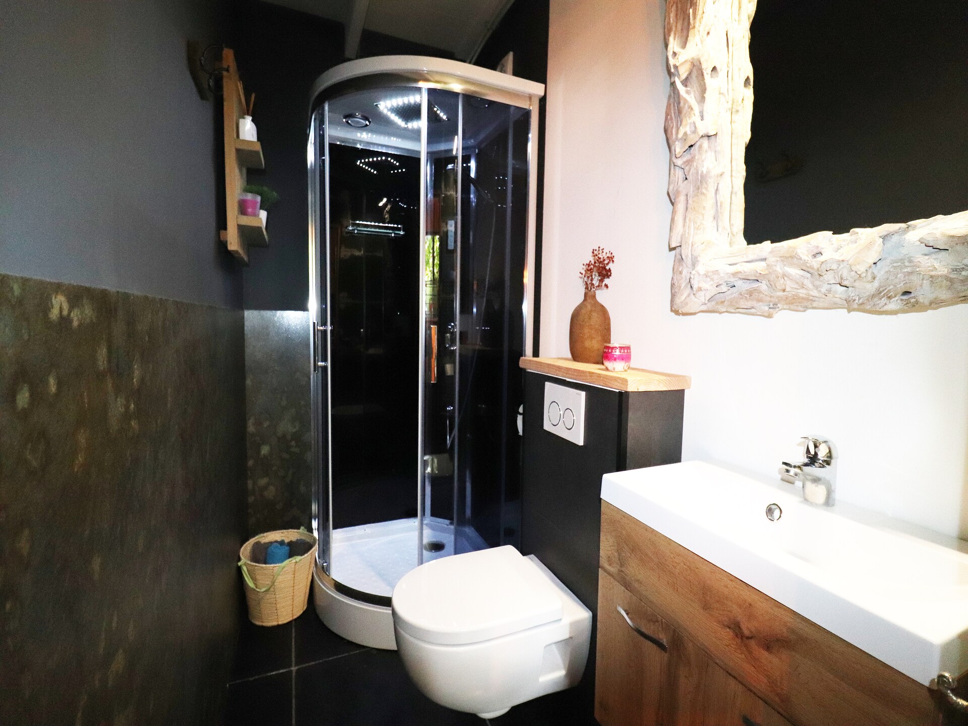 Het Atelier: creatief vakantiehuis met jacuzzi in Sleen, Drenthe - foto 28