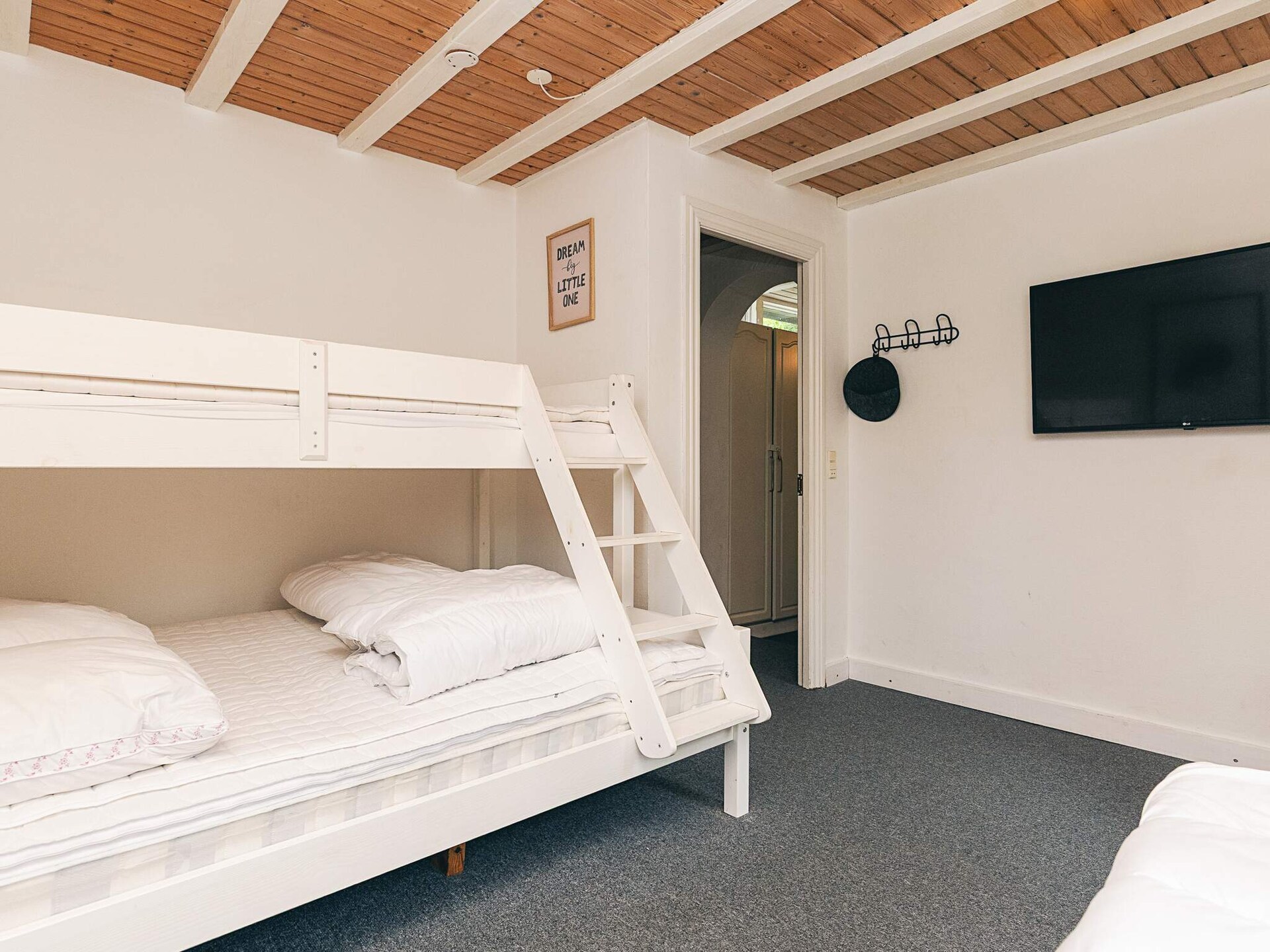 Uniek vakantiehuis voor 16 personen met privé tennisbaan en wellness op 150m van zee - foto 24