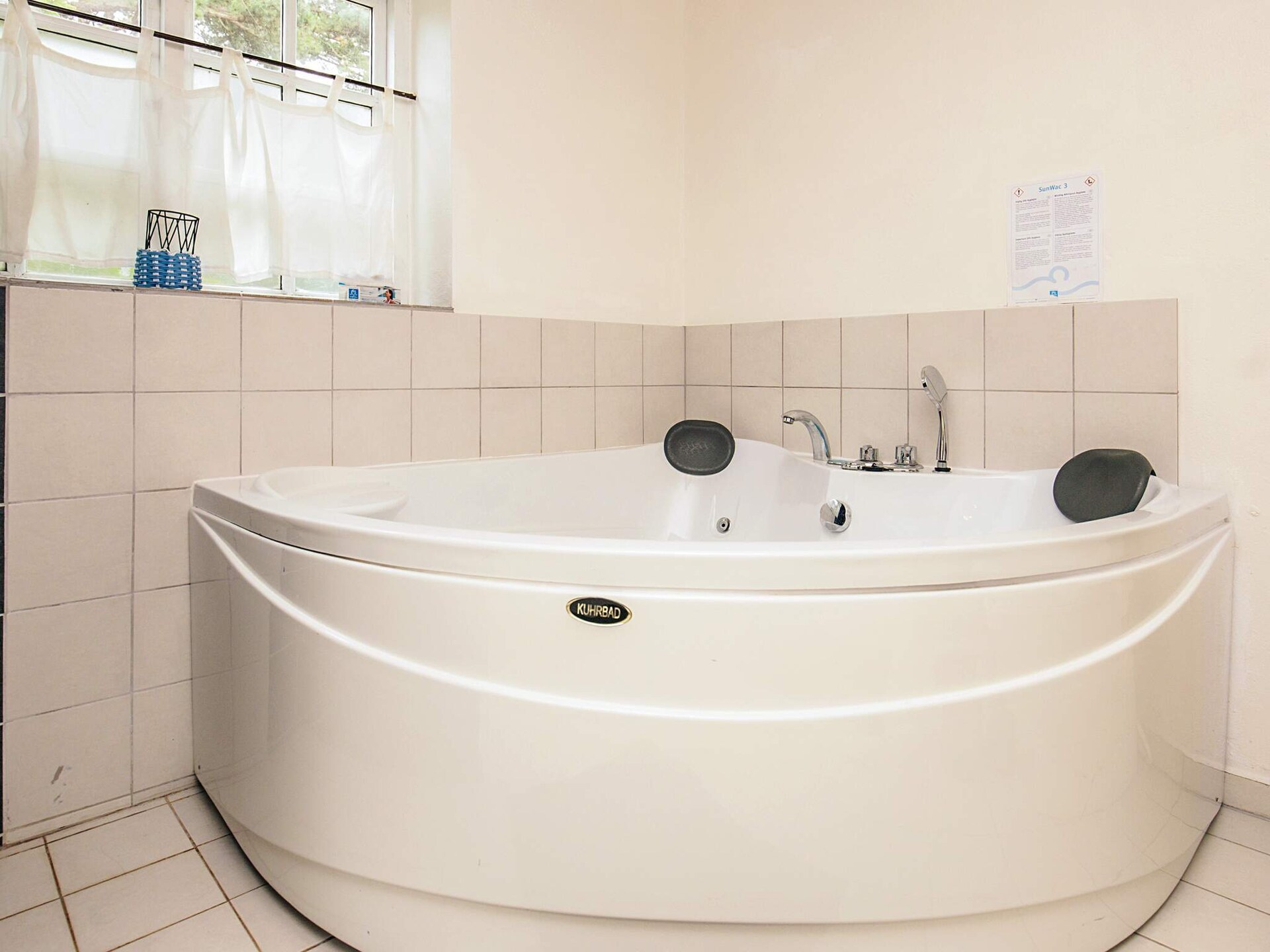 Uniek vakantiehuis voor 16 personen met privé tennisbaan en wellness op 150m van zee - foto 32