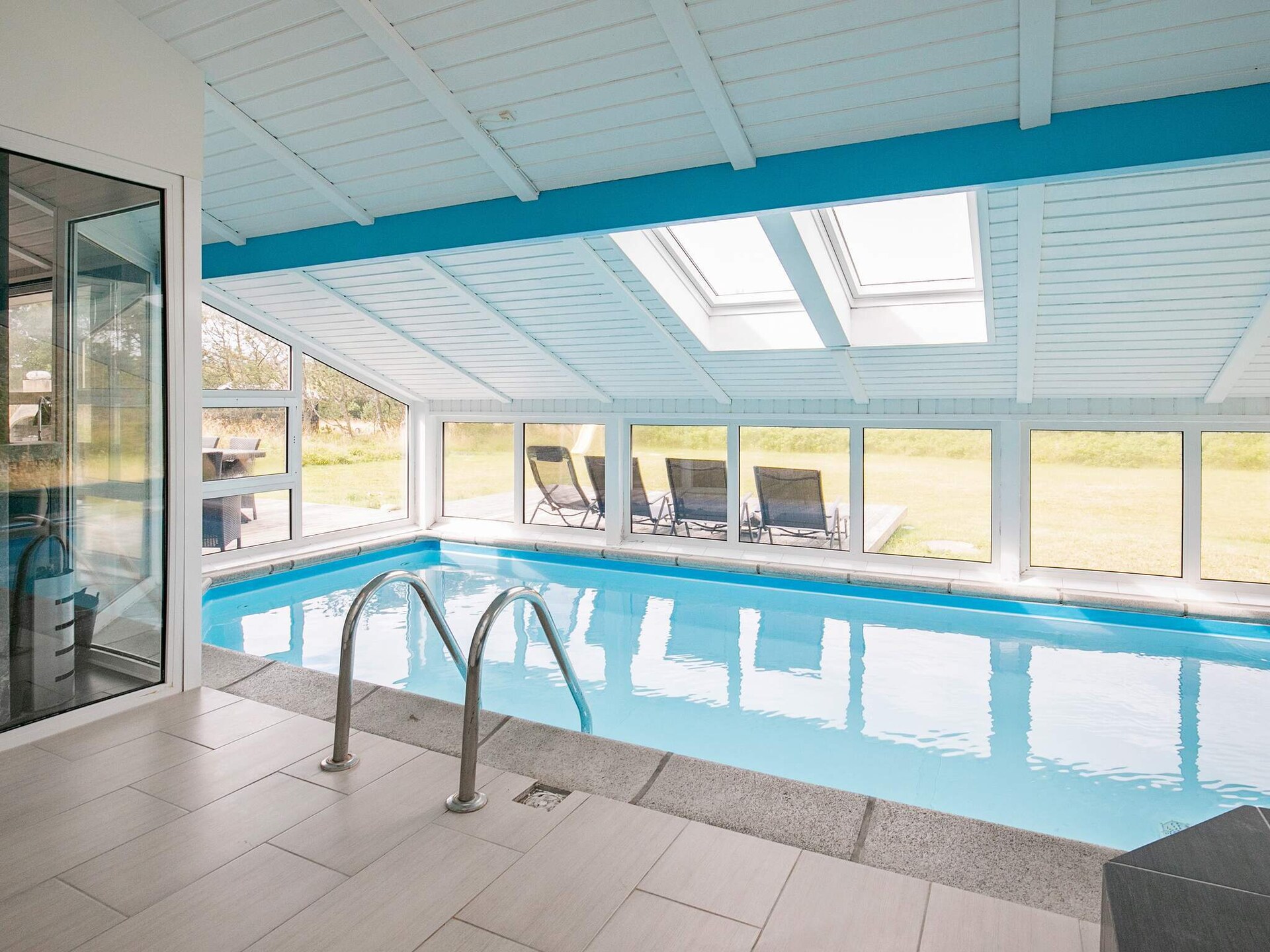 Ruim vakantiehuis in Løkken met privézwembad, sauna en whirlpool op 650m van zee - foto 9