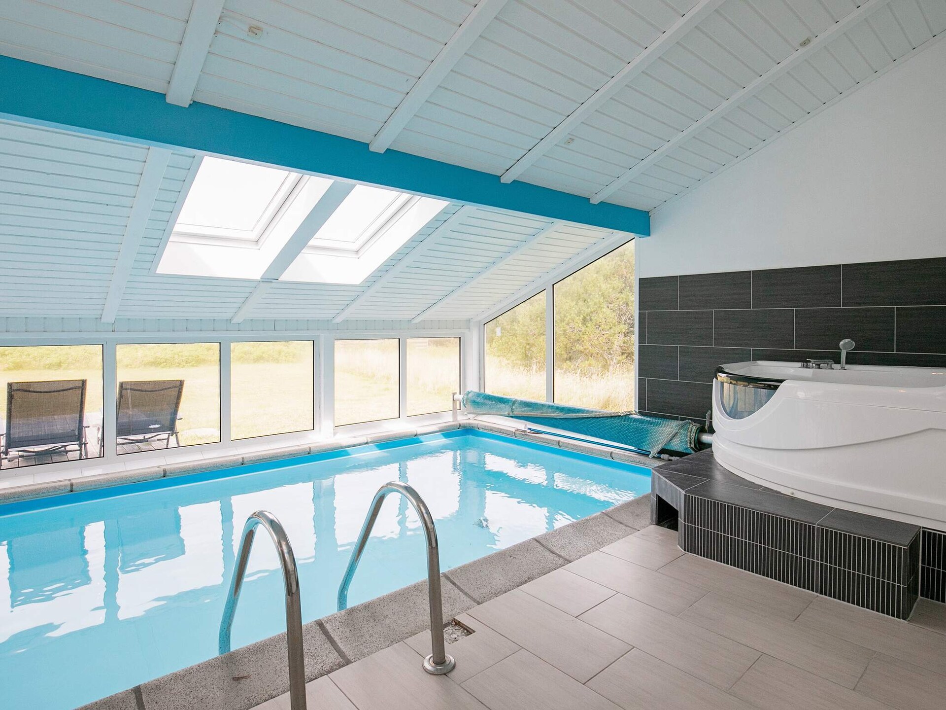 Ruim vakantiehuis in Løkken met privézwembad, sauna en whirlpool op 650m van zee - foto 10