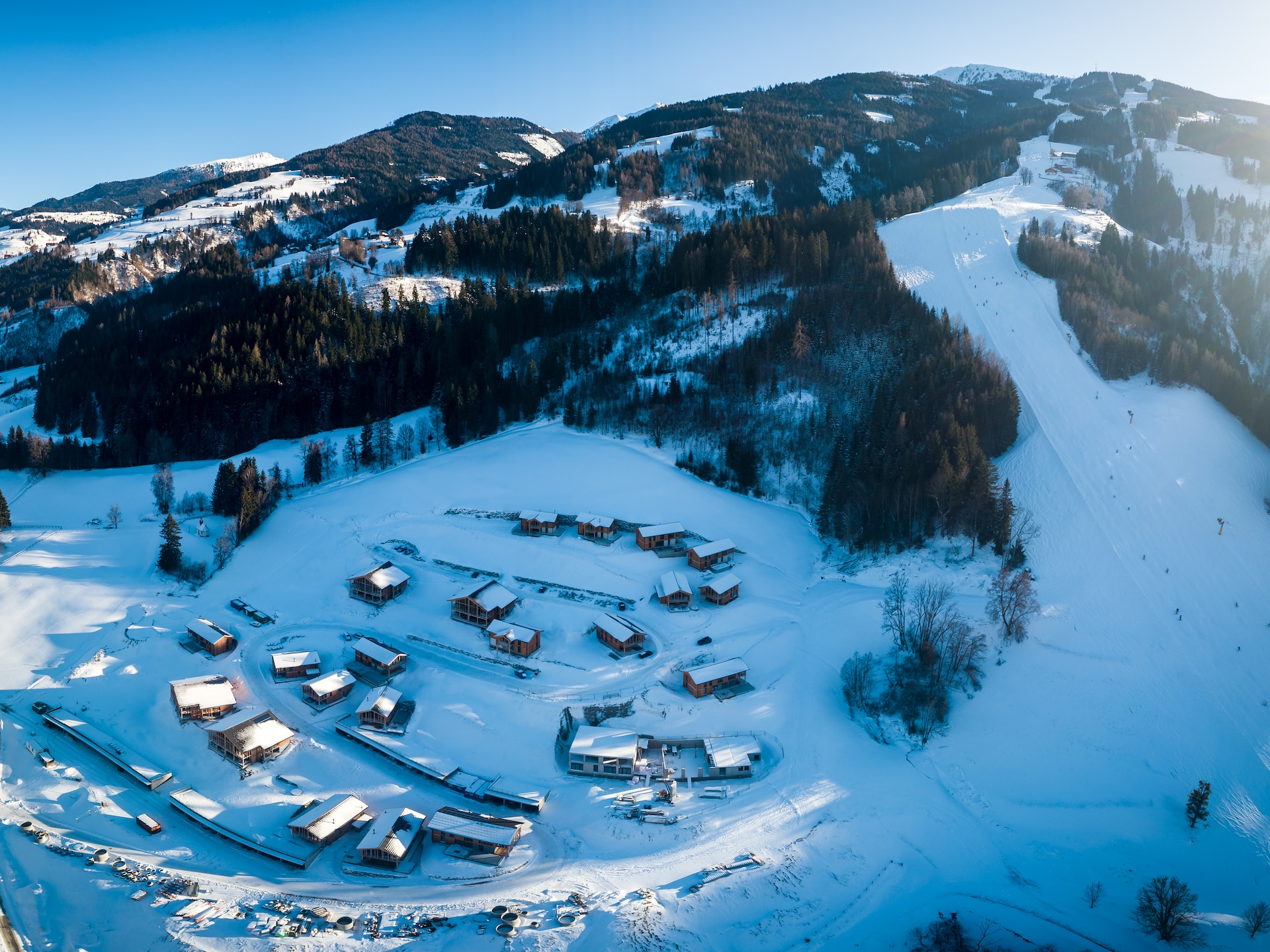 Centraal gelegen chalet in Ennsling direct aan de piste · 10 pers. - foto 33