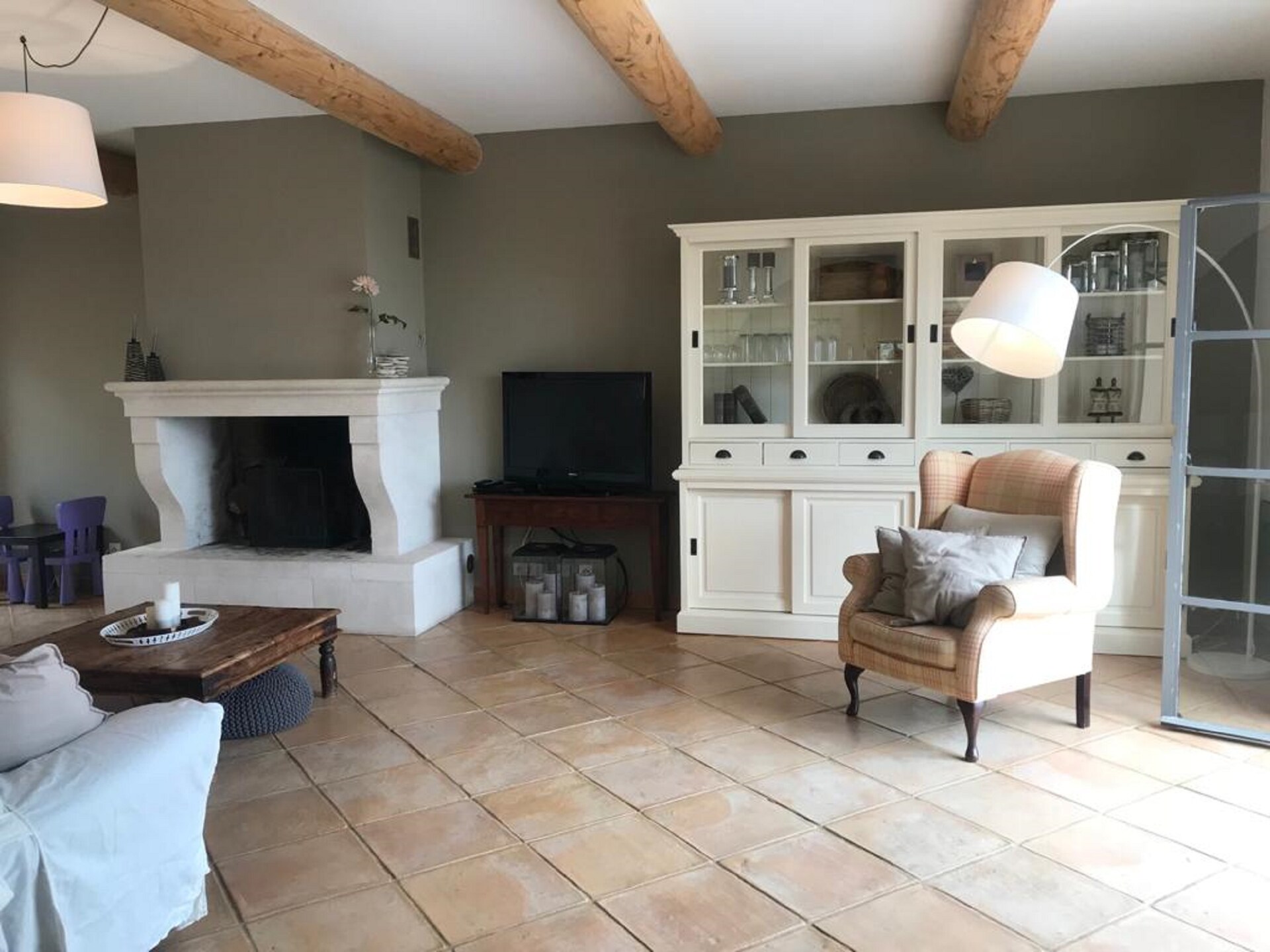 Ruim vakantiehuis met privézwembad en tuin bij Uzès, geschikt voor 10 personen - foto 9