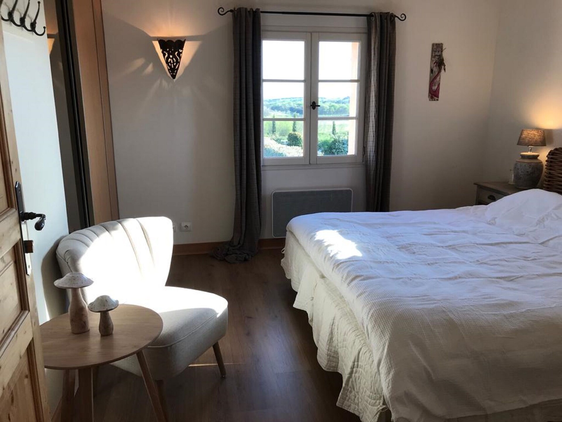 Ruim vakantiehuis met privézwembad en tuin bij Uzès, geschikt voor 10 personen - foto 16