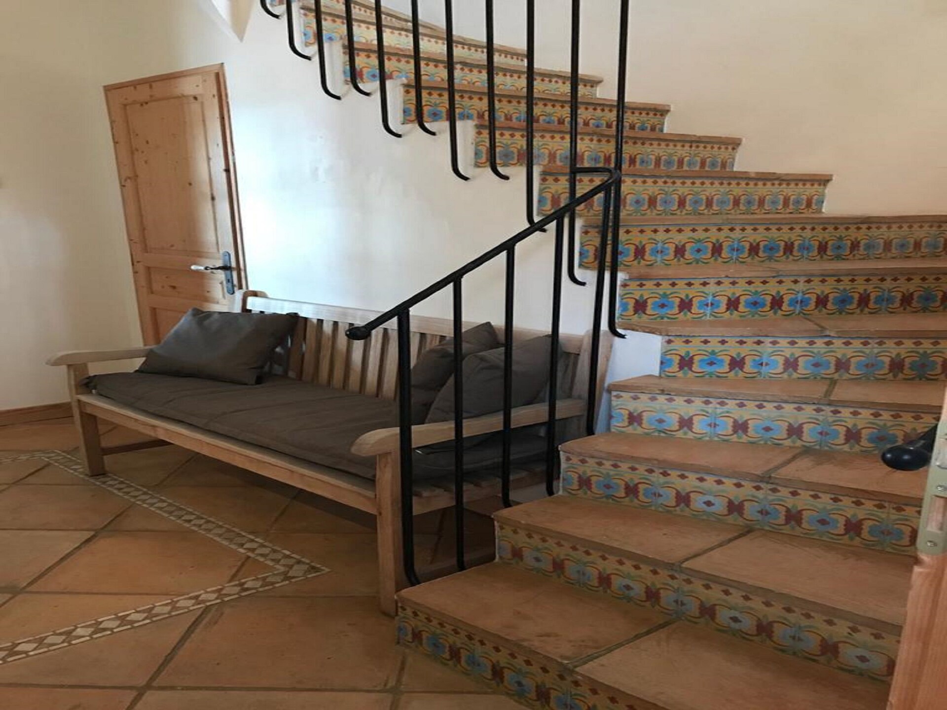 Ruim vakantiehuis met privézwembad en tuin bij Uzès, geschikt voor 10 personen - foto 8