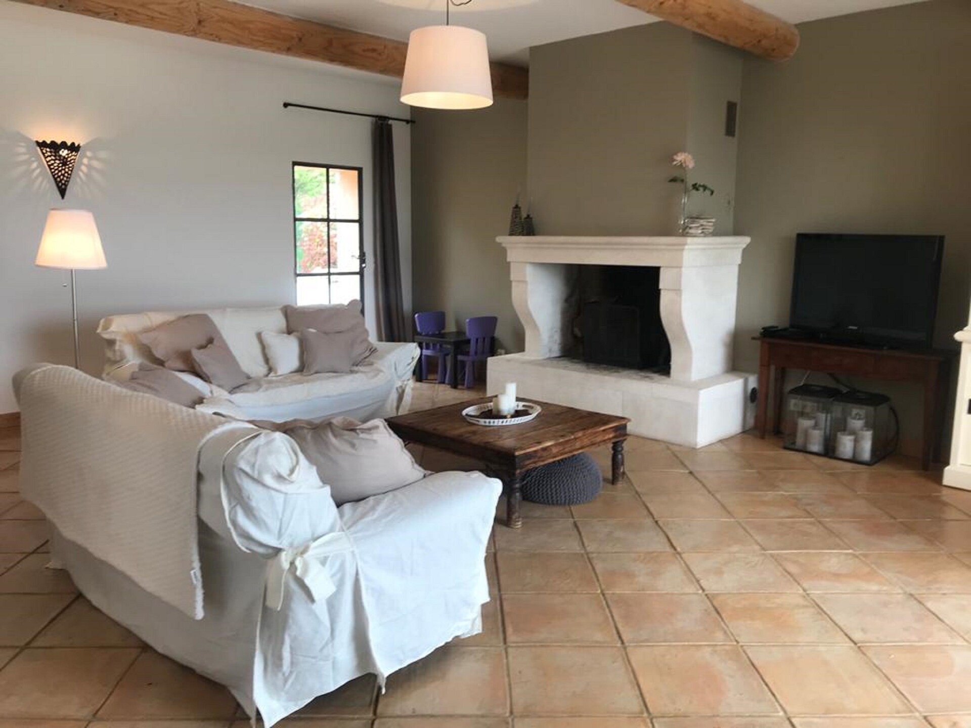 Ruim vakantiehuis met privézwembad en tuin bij Uzès, geschikt voor 10 personen - foto 11