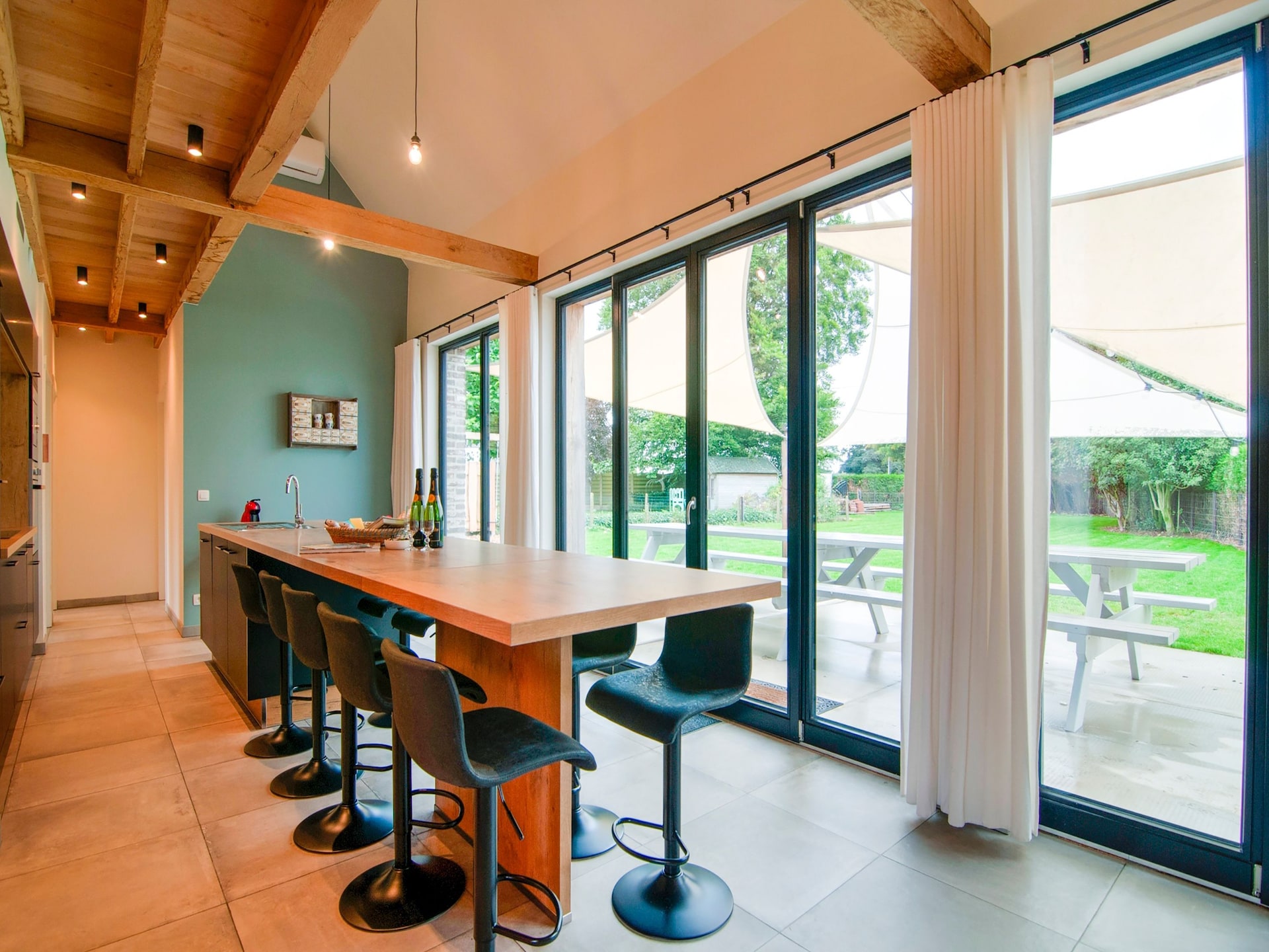 10-persoons vakantiehuis Villa Vrolité in centrum van Bocholt - foto 3