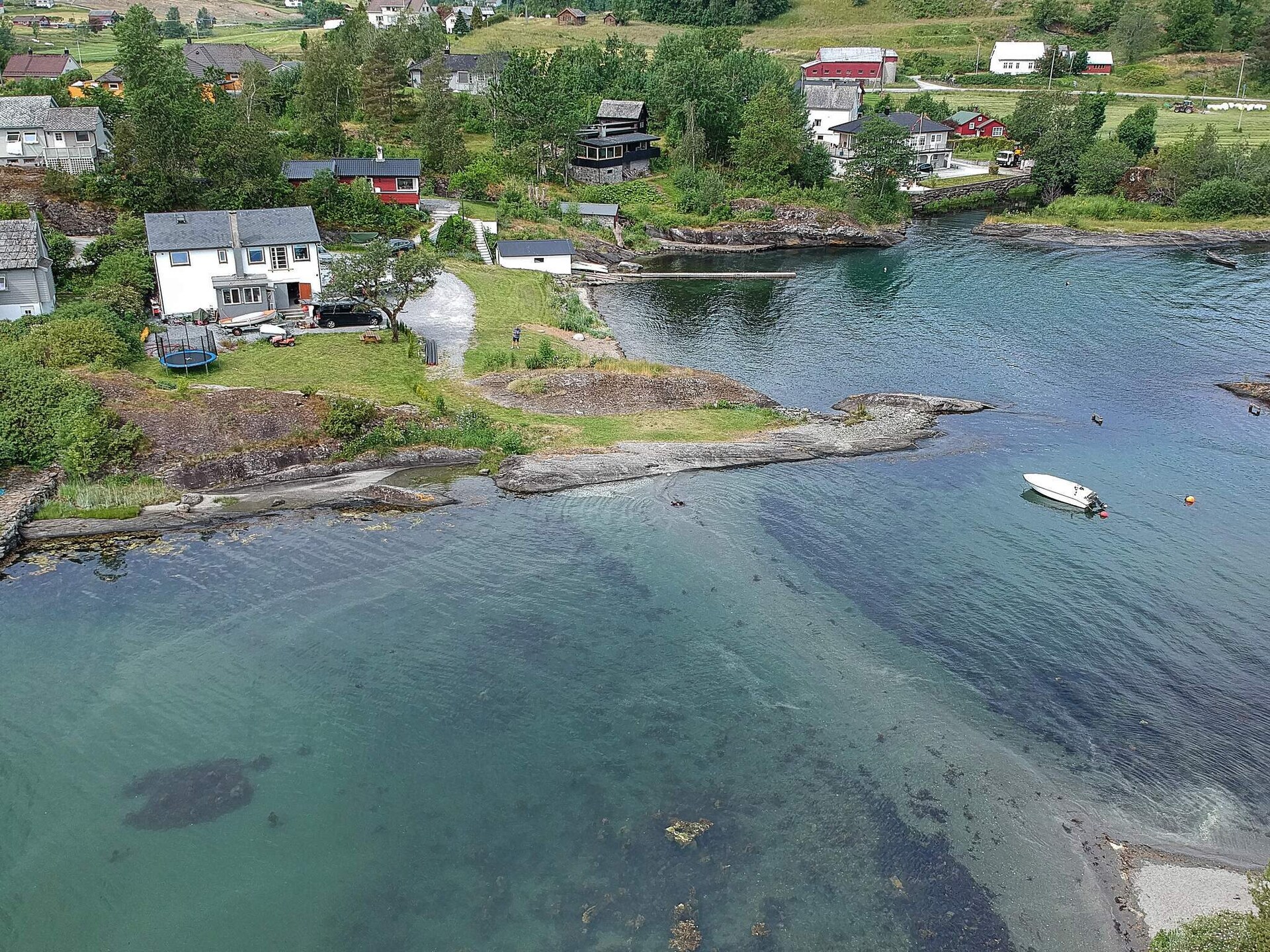 Strandparadijs aan de Hardangerfjord met privé zandstrand en panoramisch uitzicht - foto 14
