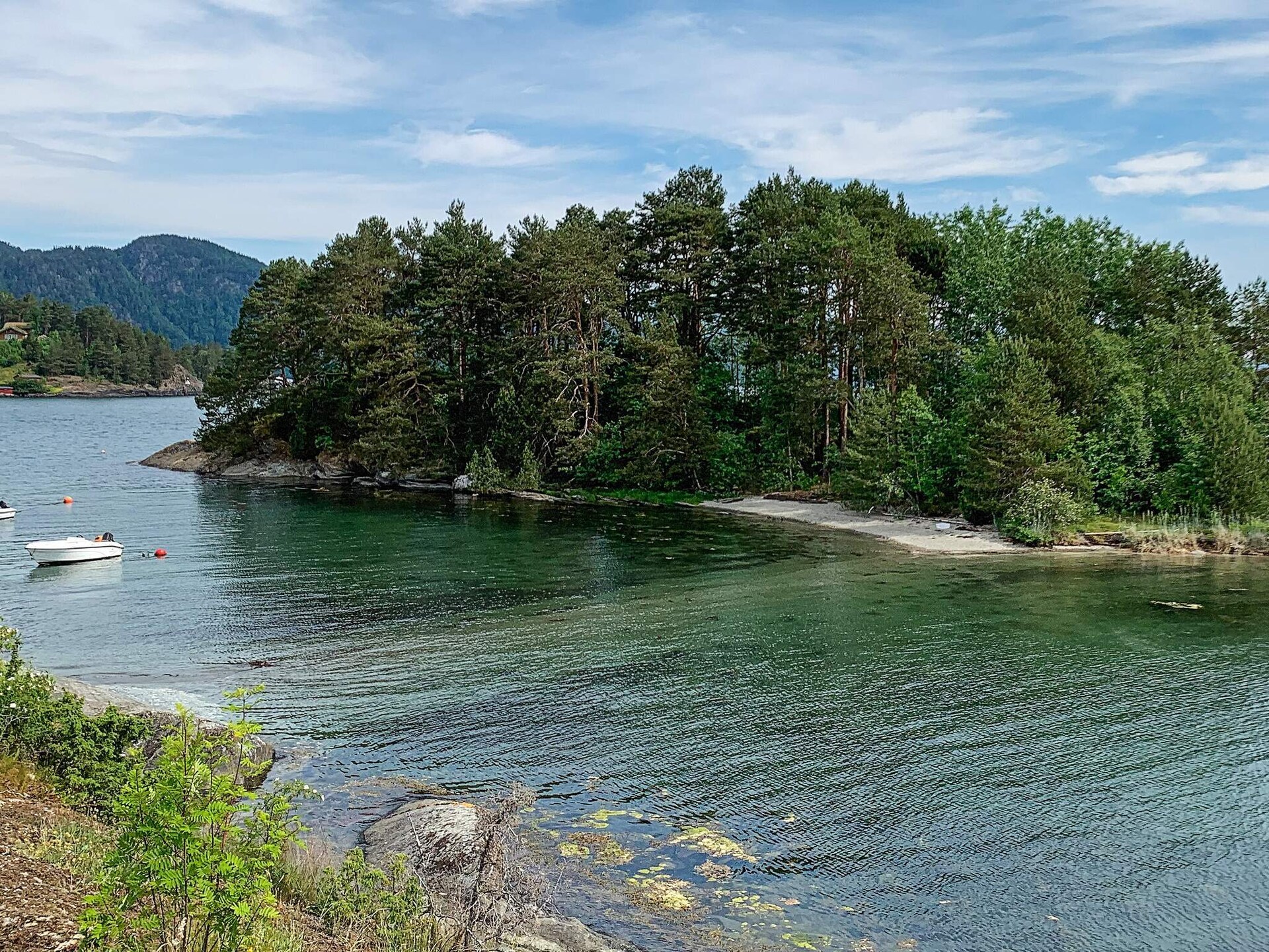 Strandparadijs aan de Hardangerfjord met privé zandstrand en panoramisch uitzicht - foto 15