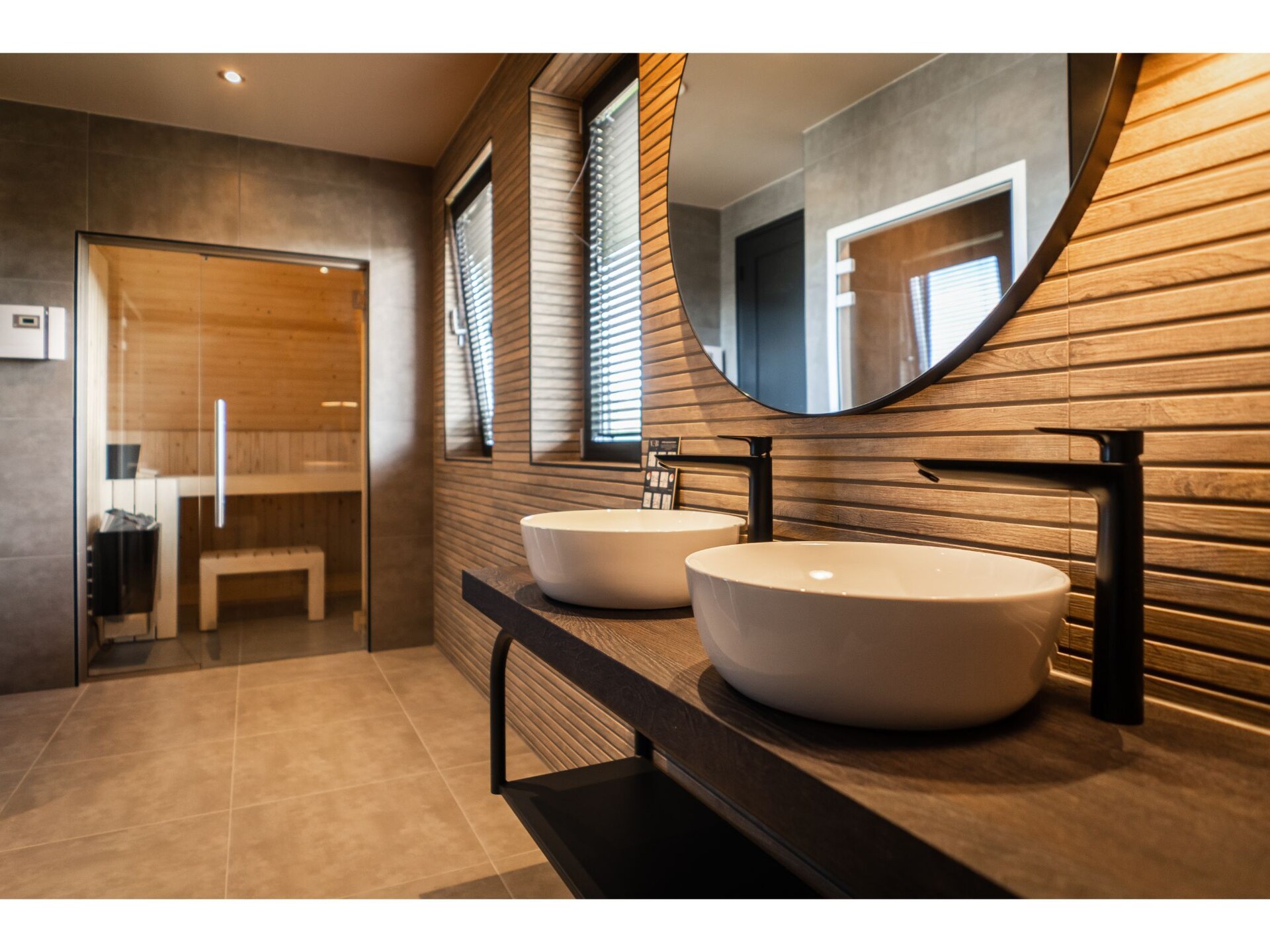 Luxueuze vrijstaande villa met wellness en uitzicht op Krimbosbos - foto 35