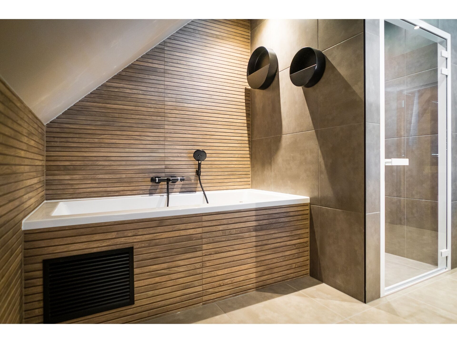 Luxueuze vrijstaande villa met wellness en uitzicht op Krimbosbos - foto 32