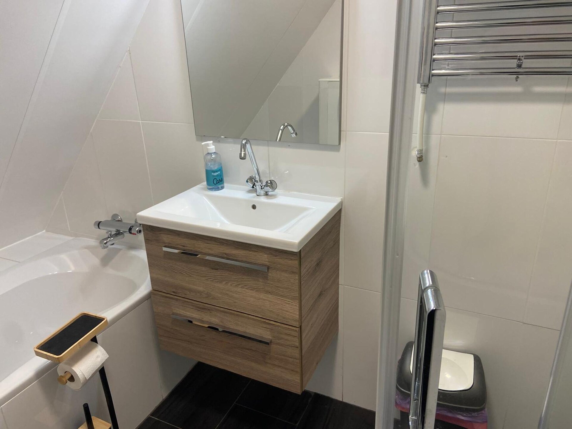 Vrijstaand vakantiehuis aan het water in Boornzwaag met privésteiger - foto 19