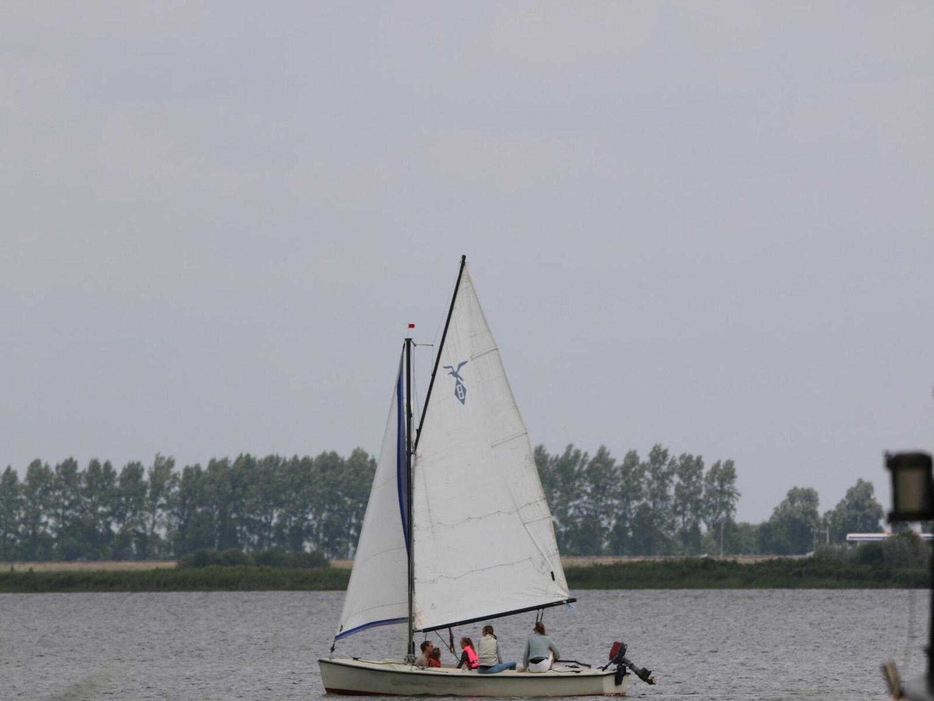 Vrijstaand vakantiehuis aan het water in Boornzwaag met privésteiger - foto 31