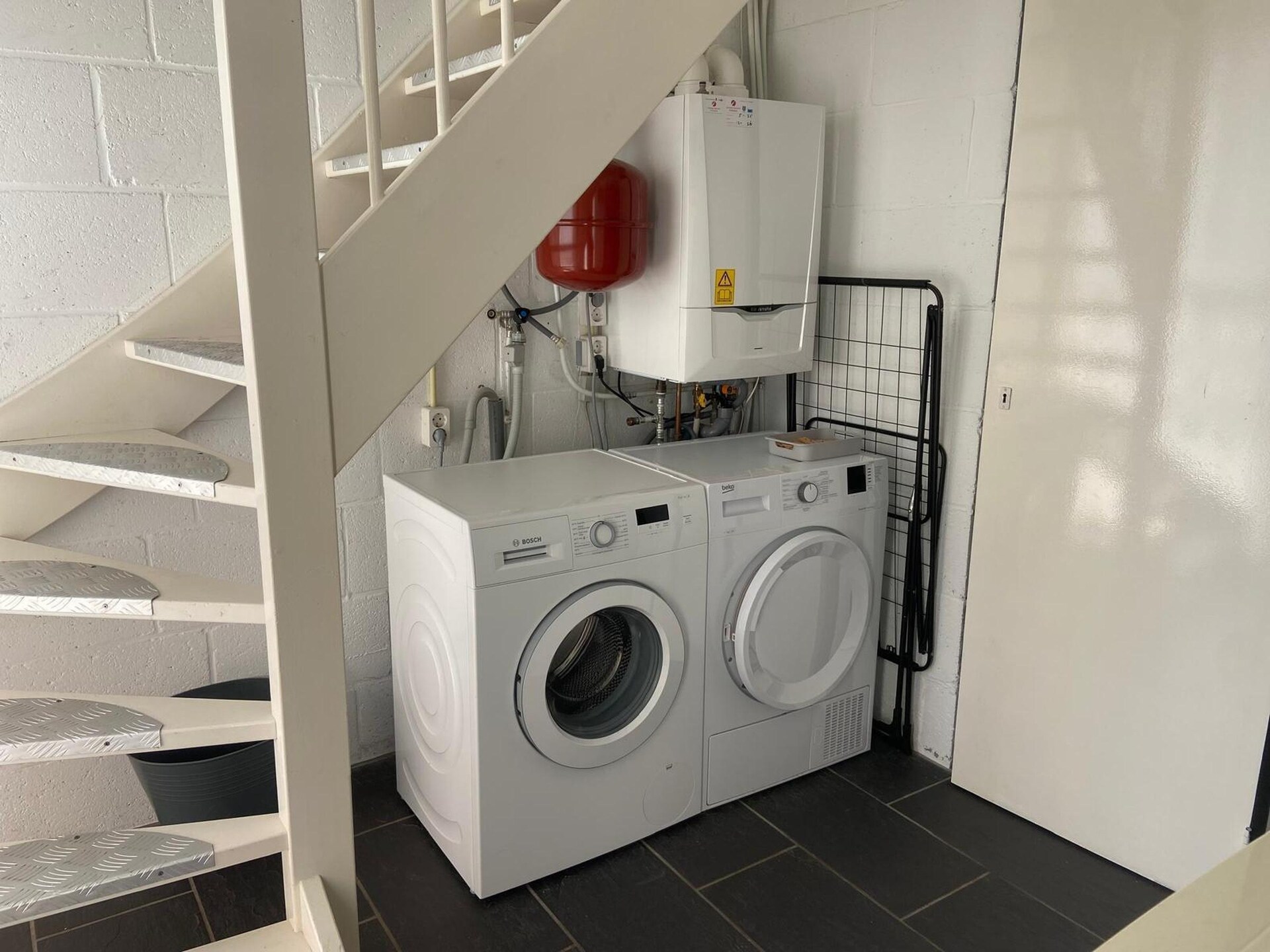Vrijstaand vakantiehuis aan het water in Boornzwaag met privésteiger - foto 29