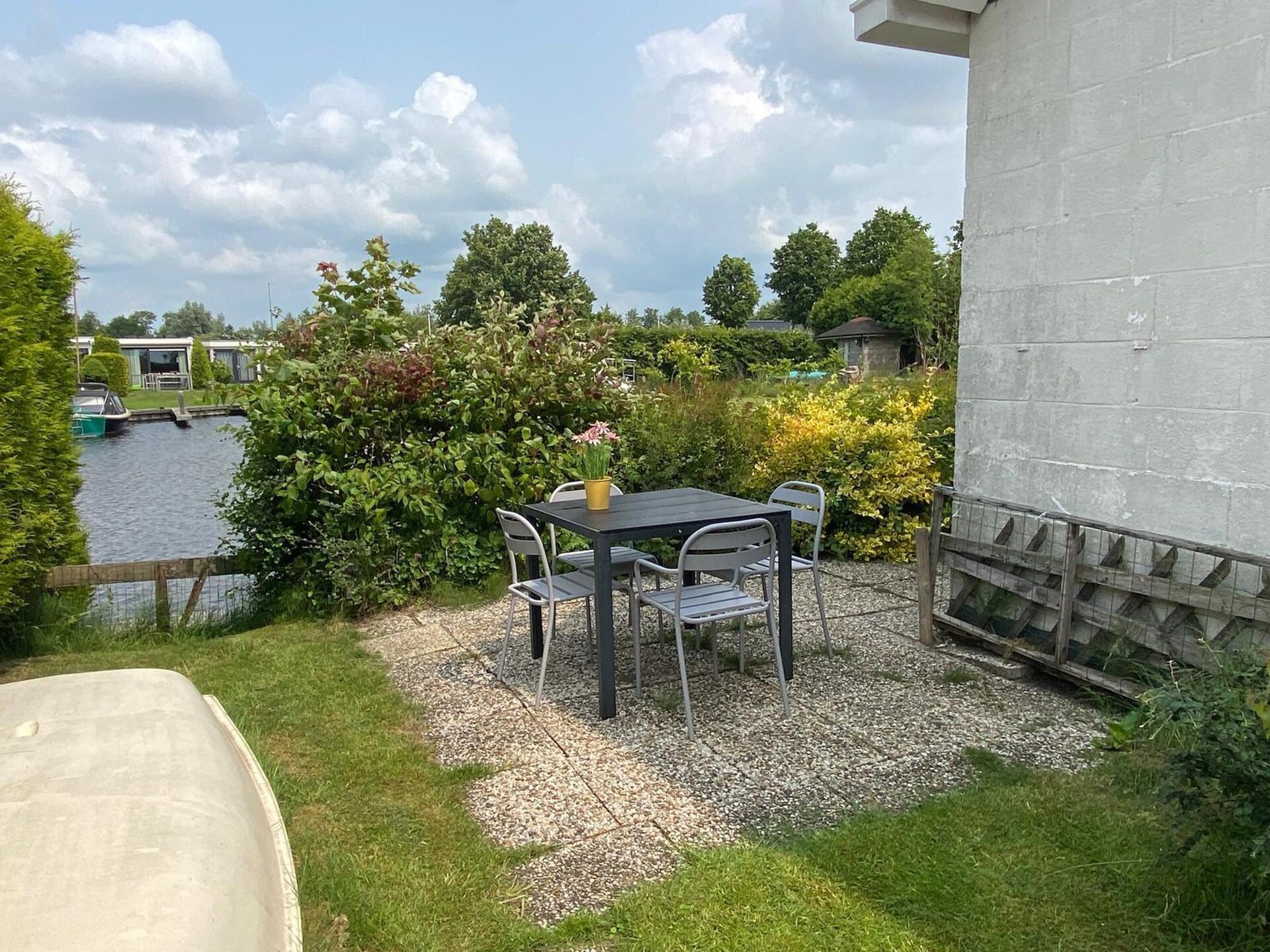 Vrijstaand vakantiehuis aan het water in Boornzwaag met privésteiger - foto 26