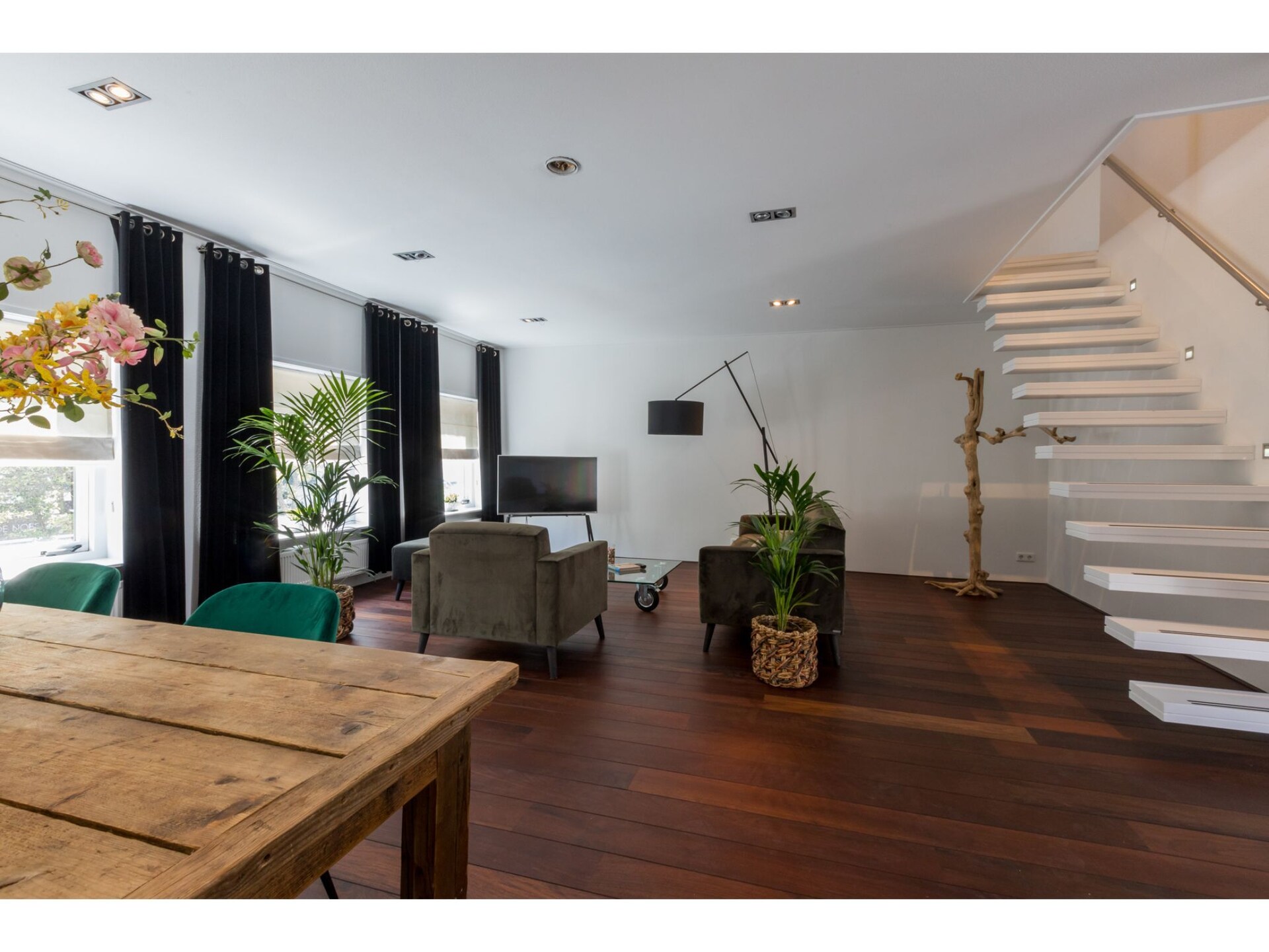 Stijlvol loftappartement met balkon in hartje Domburg, 150m² - foto 12