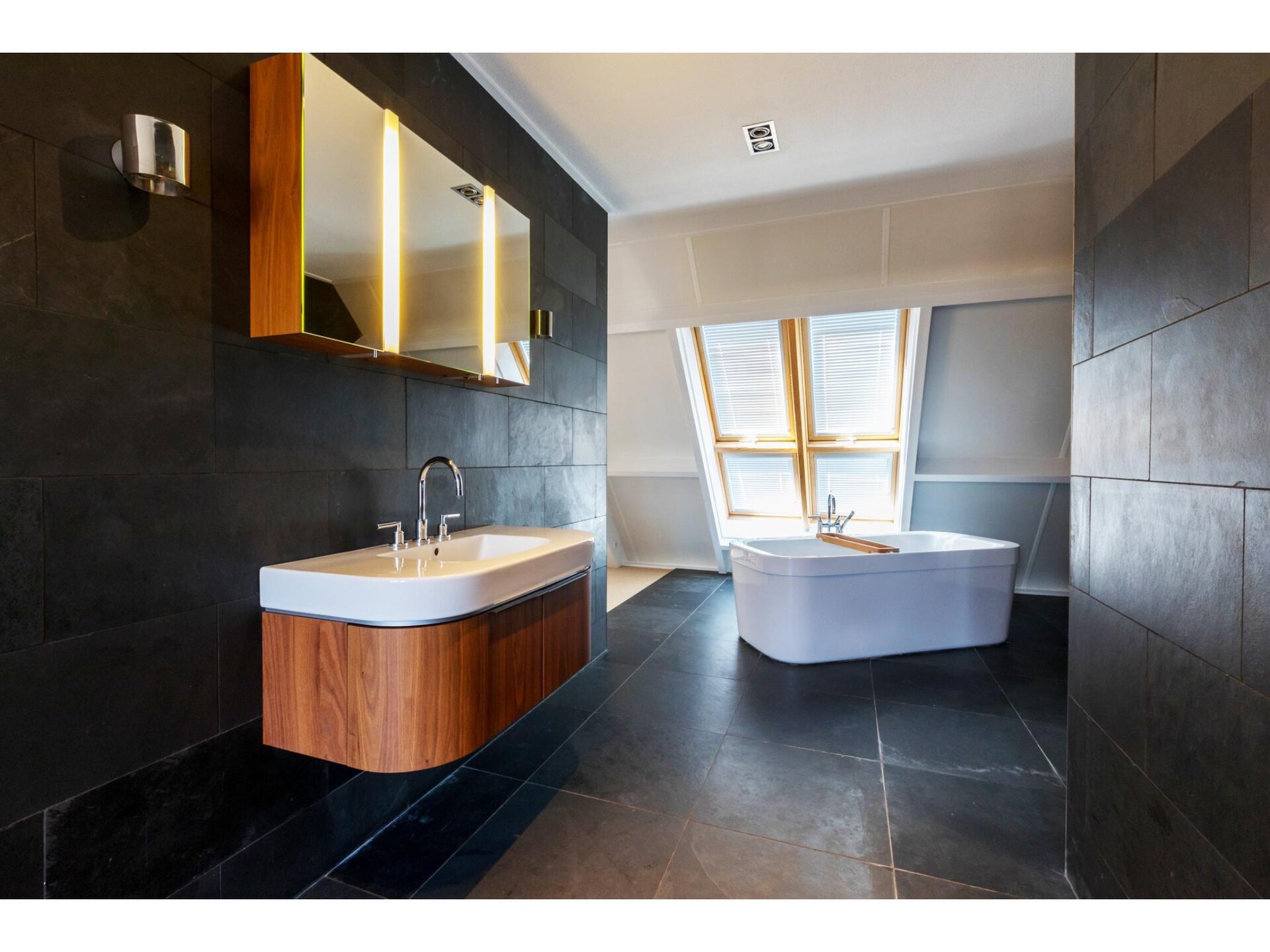 Stijlvol loftappartement met balkon in hartje Domburg, 150m² - foto 18