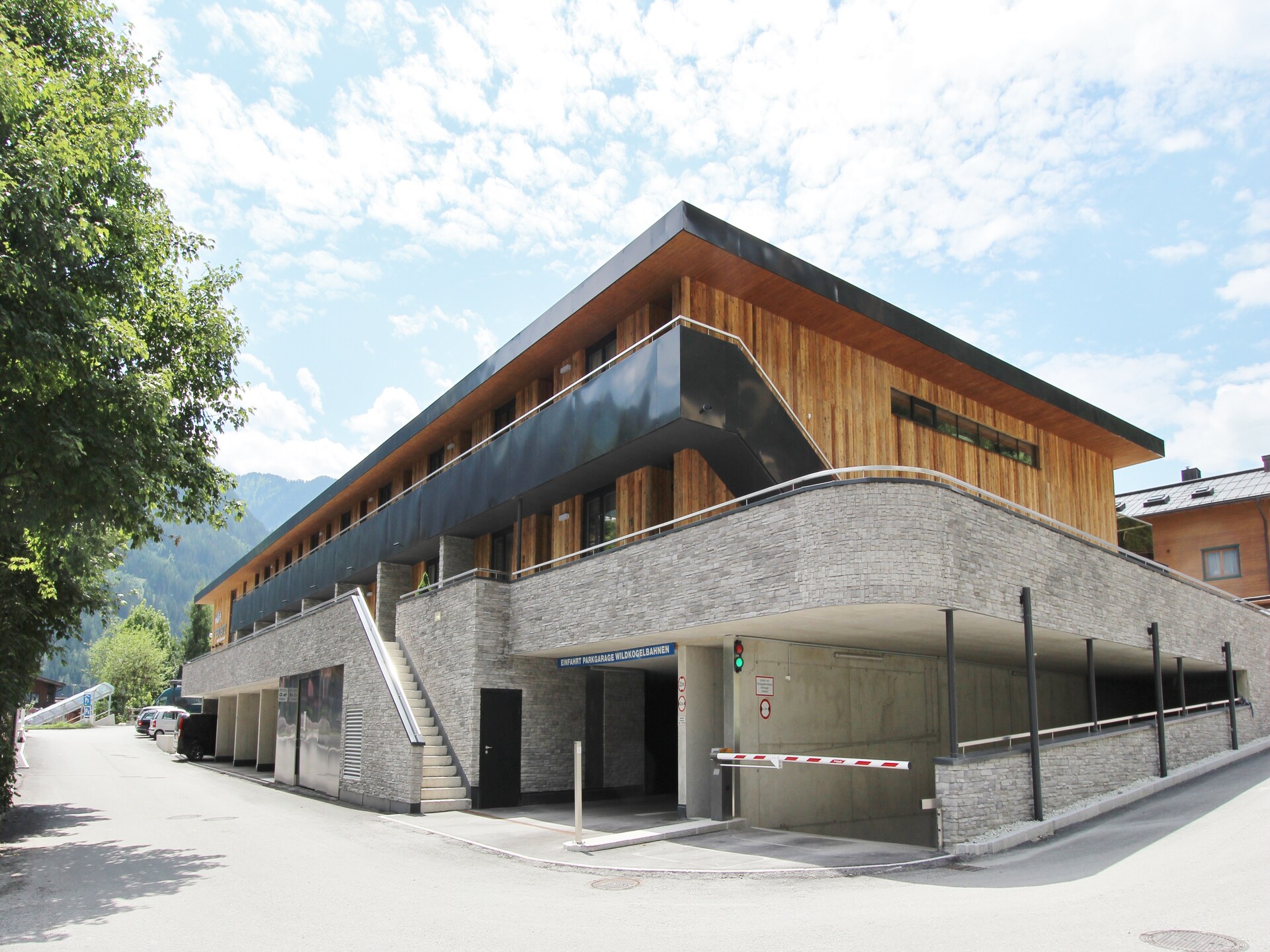 Luxe appartement in Neukirchen, direct aan de skipiste en 100m van het centrum - foto 3