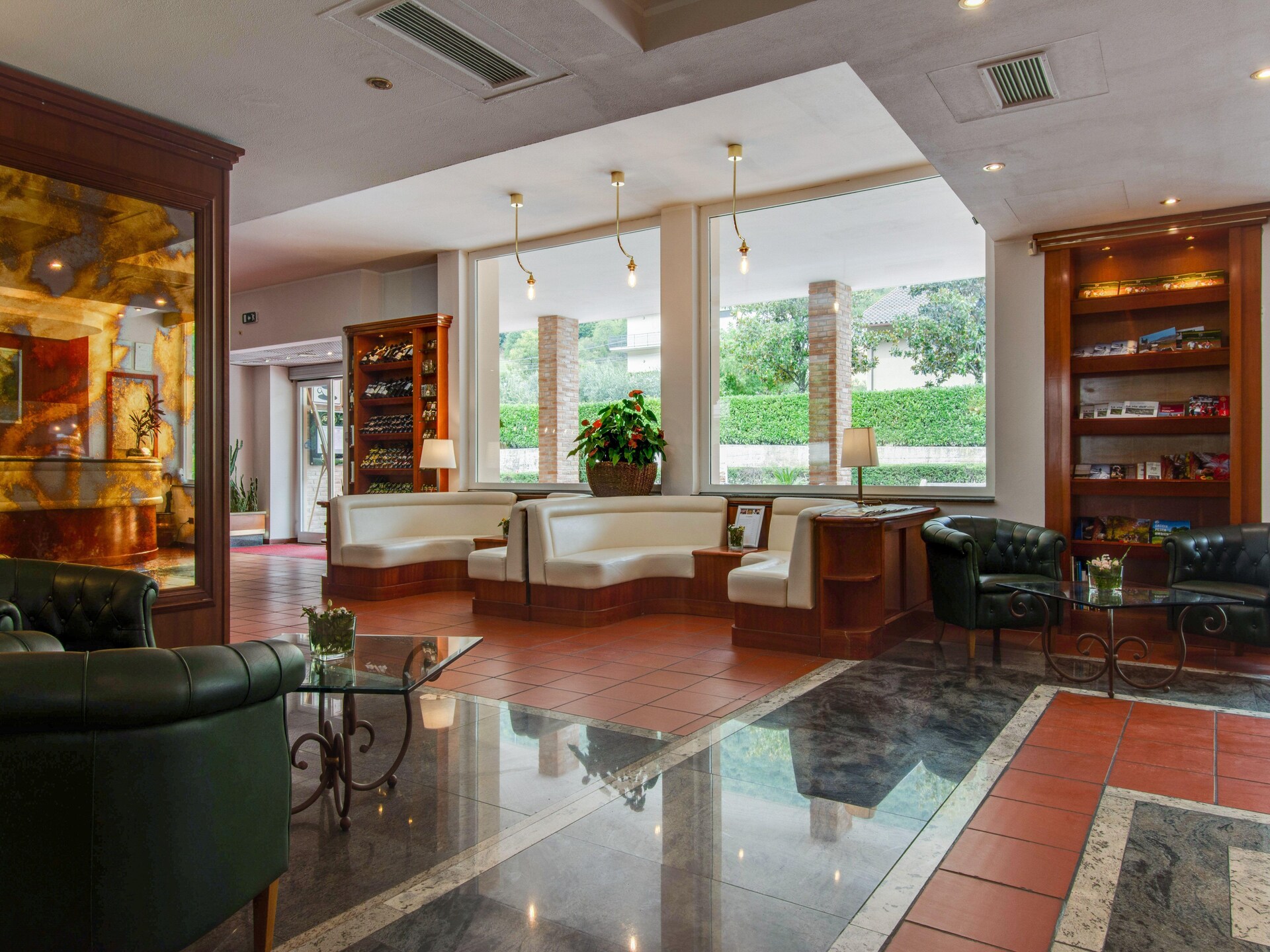 Modern vakantiehuis met zwembad in Foligno - foto 18
