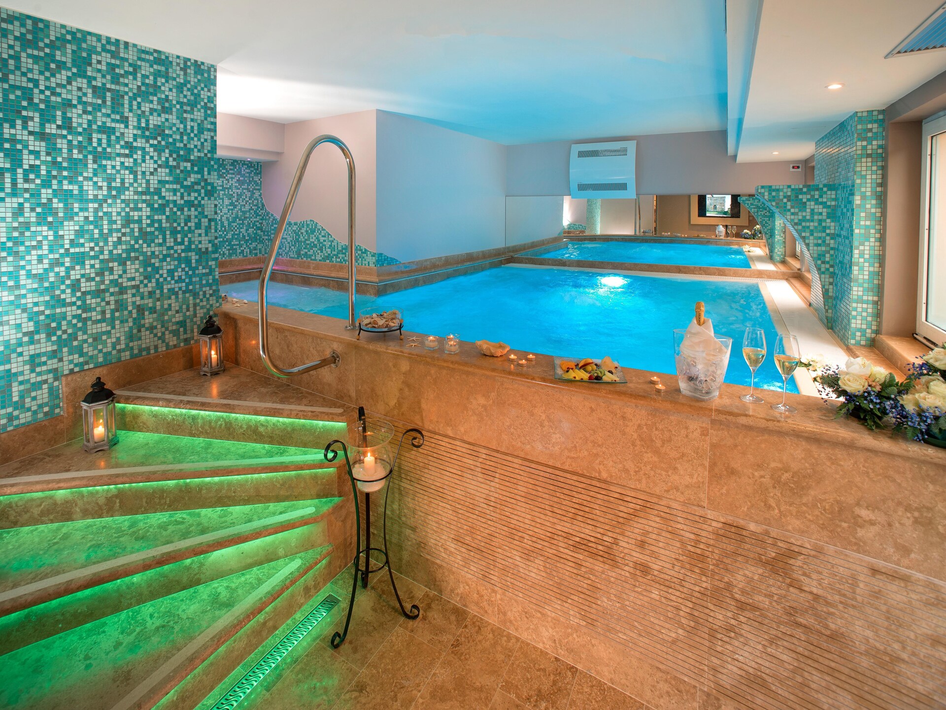 Modern vakantiehuis met zwembad in Foligno - foto 9