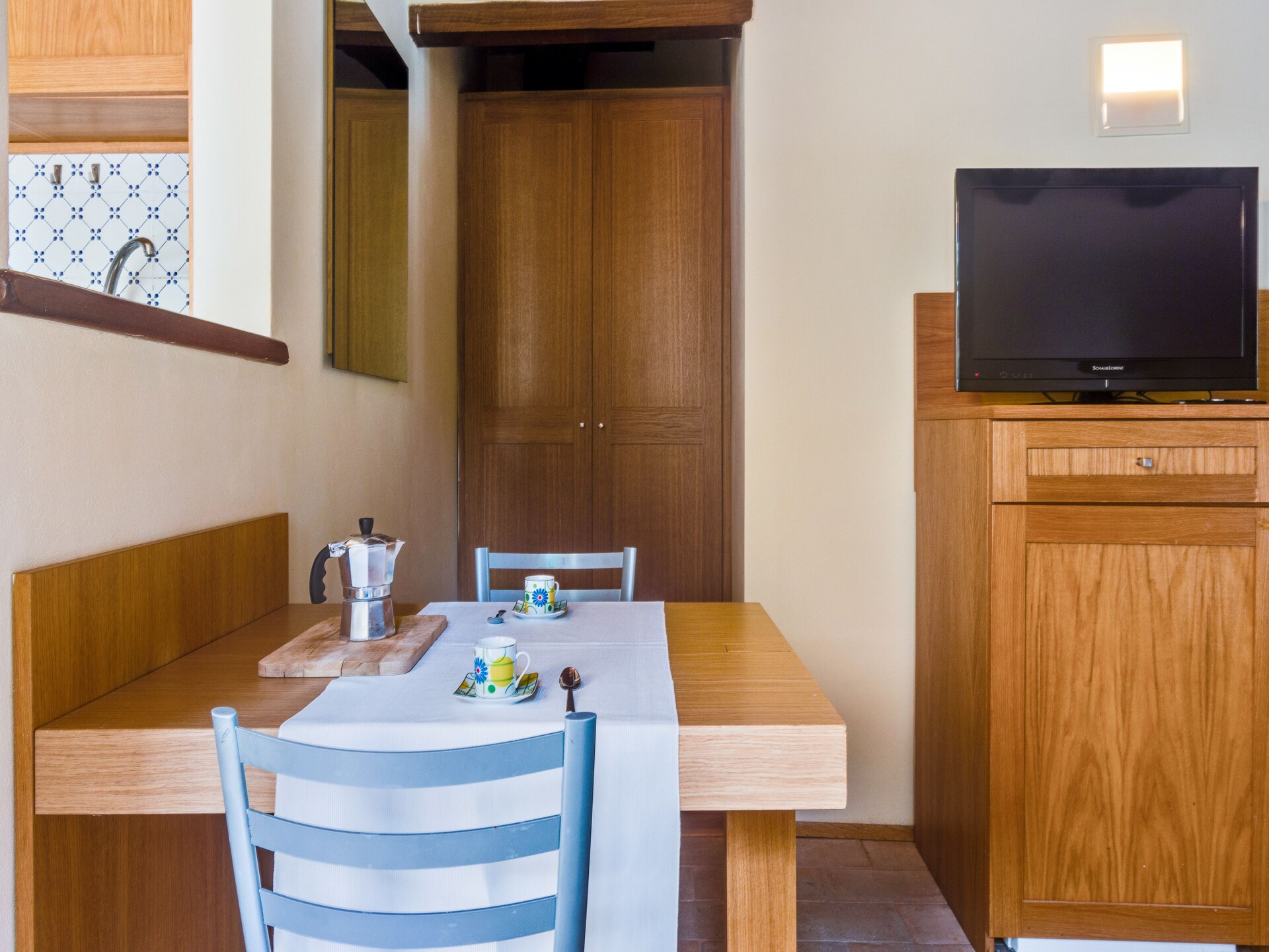 Modern vakantiehuis in Foligno met zwembad en tuin - foto 11