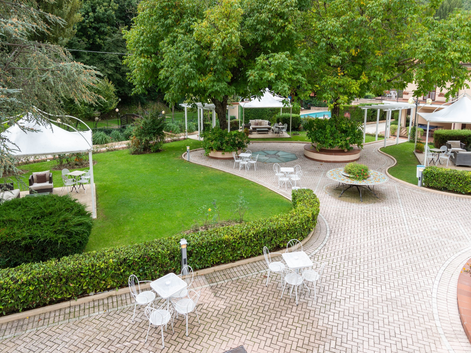 Modern vakantiehuis in Foligno met zwembad en tuin - foto 7