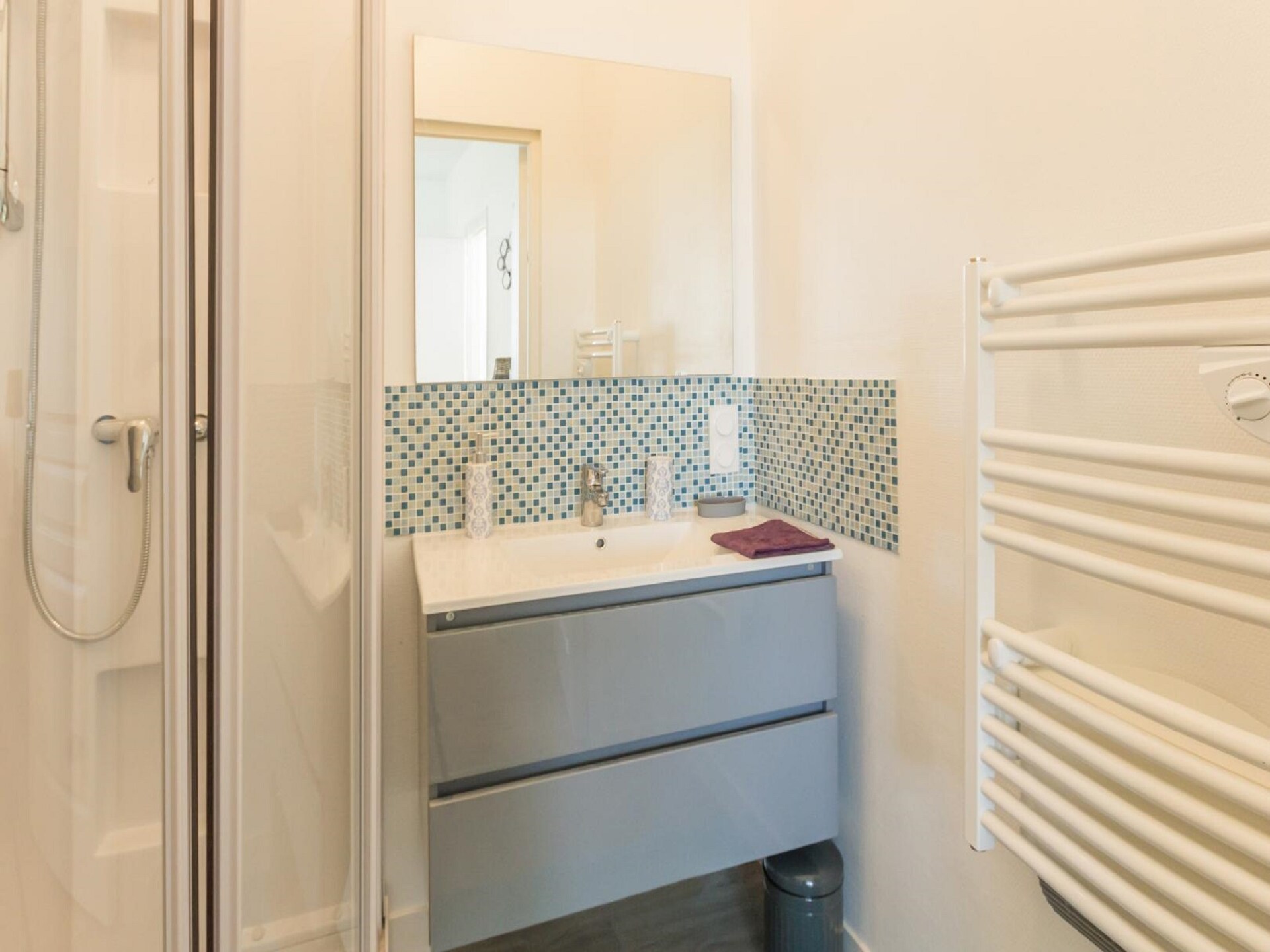 Modern appartement Le 39 in hartje Isigny-sur-Mer - foto 32
