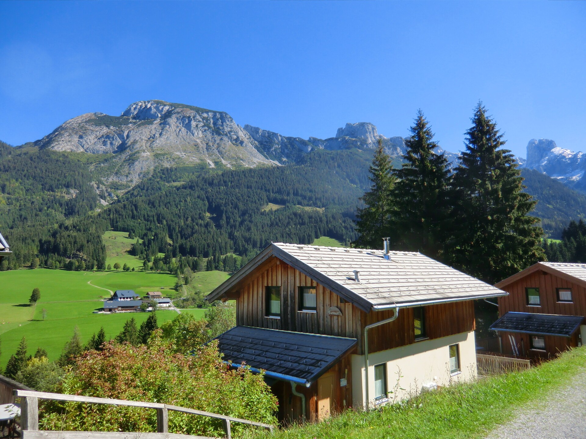 Ruim chalet voor 8 personen in Annaberg-Lungötz · 90 m² - foto 8