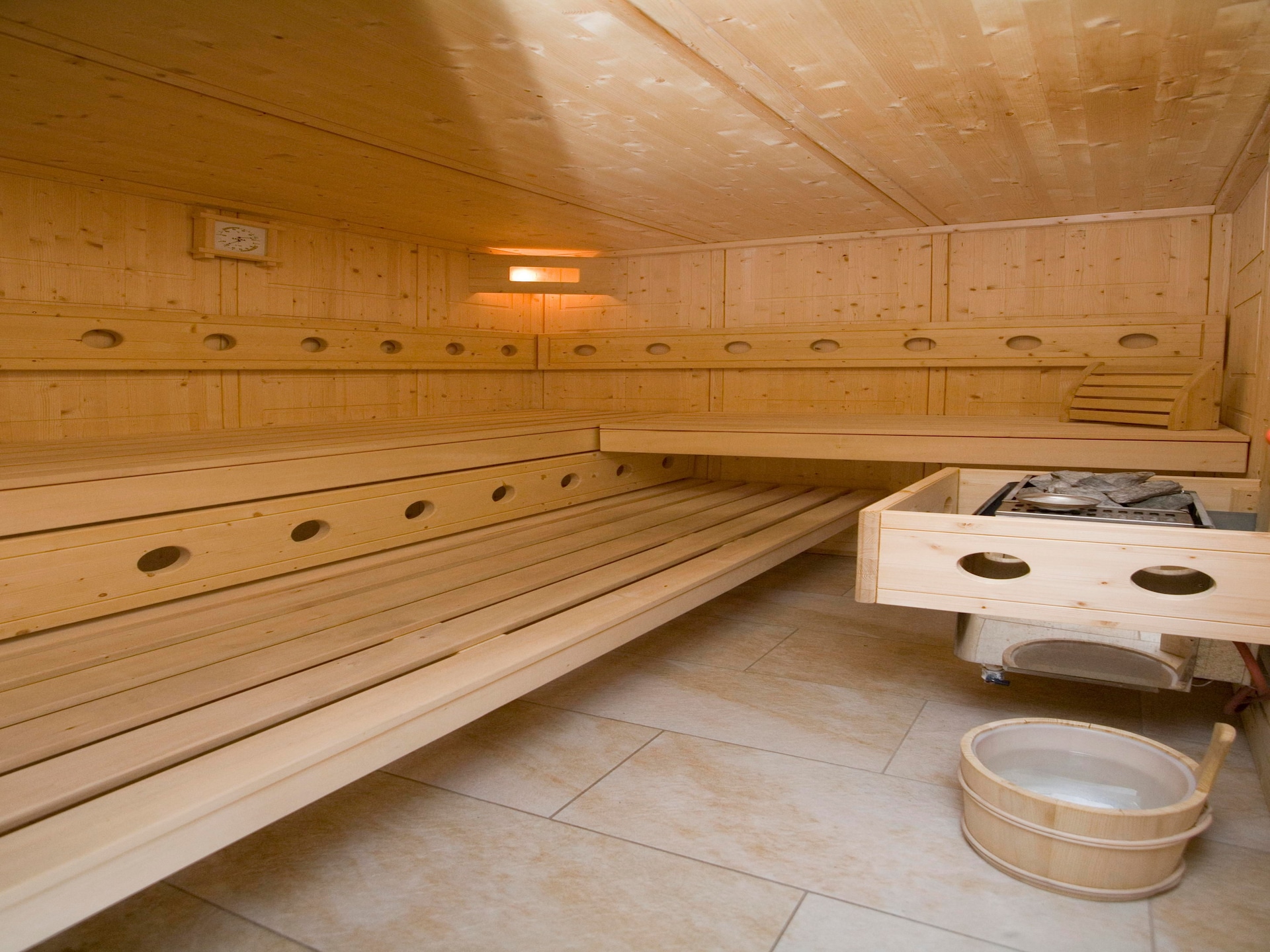 Ruim chalet voor 8 personen in Annaberg-Lungötz · 90 m² - foto 27