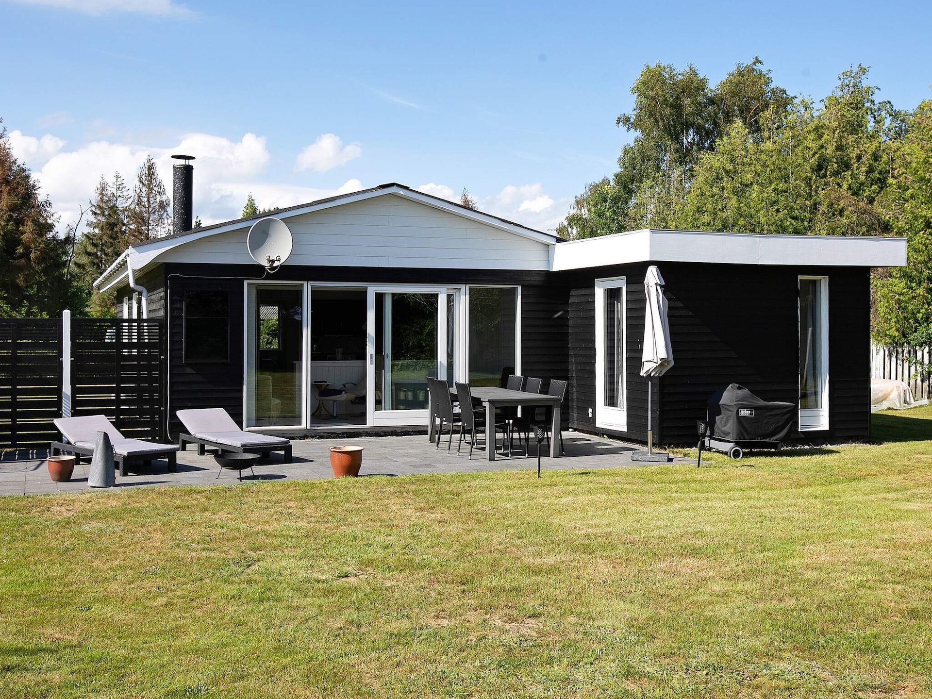 Kindvriendelijk vakantiehuis met grote tuin op 800 meter van de zee bij Marielyst - foto 1