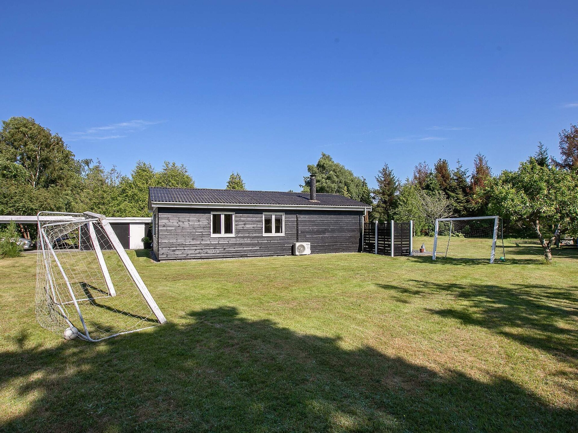 Kindvriendelijk vakantiehuis met grote tuin op 800 meter van de zee bij Marielyst - foto 17