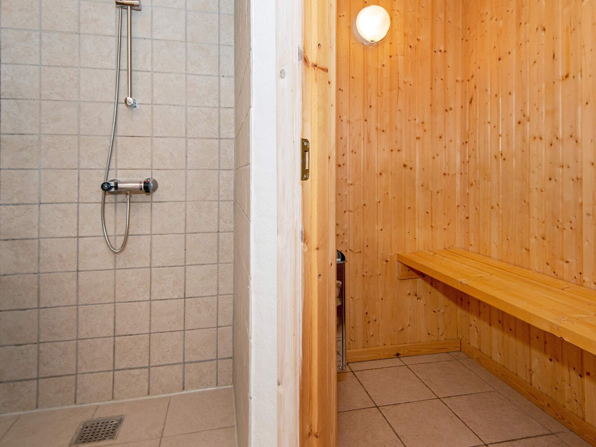 Licht vakantiehuis met sauna & whirlpool op 300m van zee in Mommark - foto 43