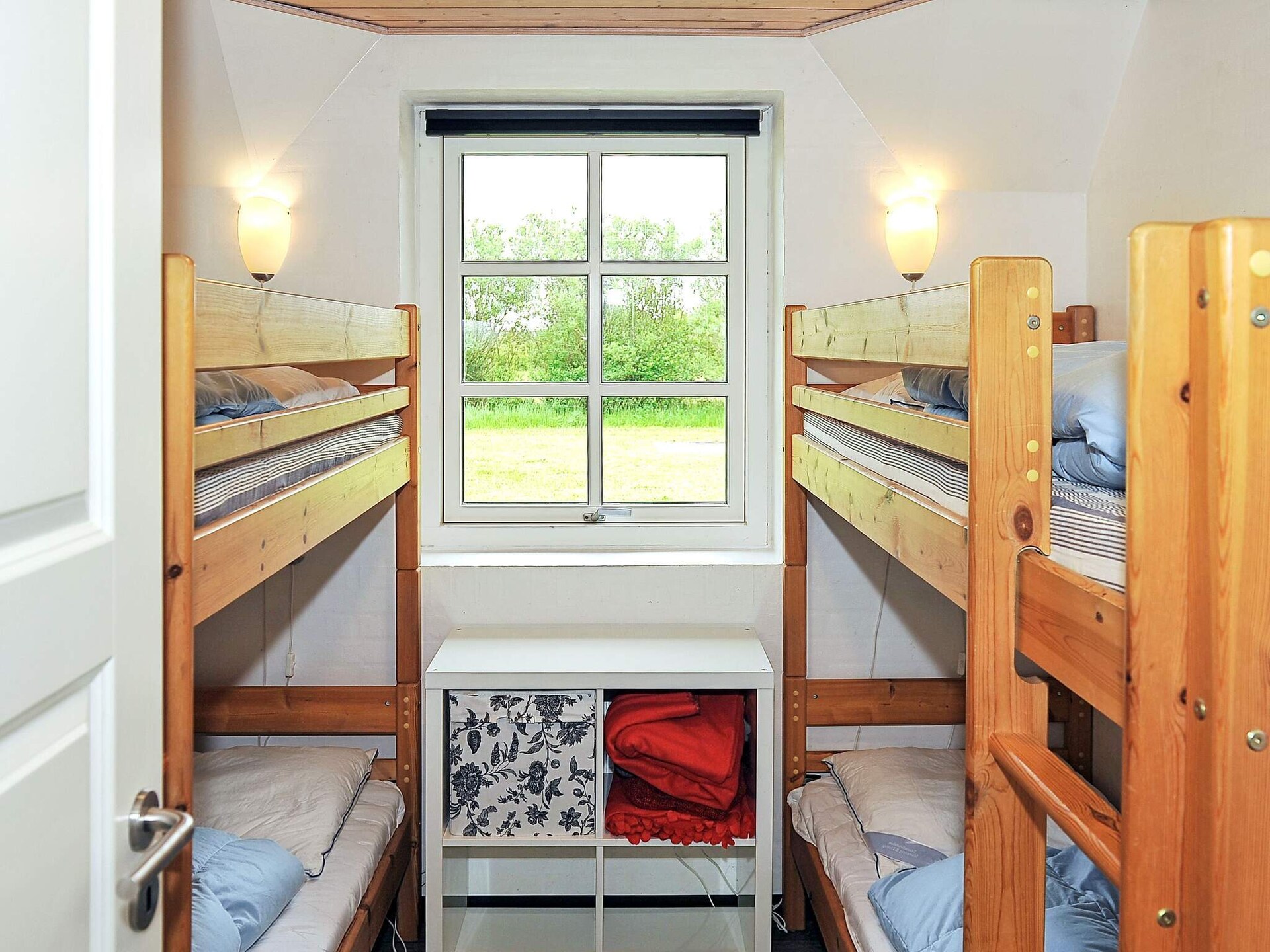 Rietgedekt vakantiehuis met zwembad, sauna en whirlpool in Ulfborg, 18 personen - foto 24