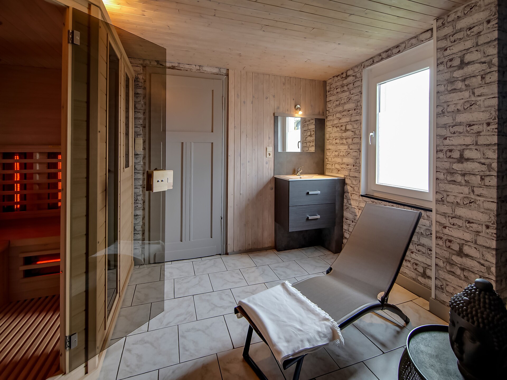 Landhuis in hartje Waimes voor 22 personen met sauna en tuin - foto 42