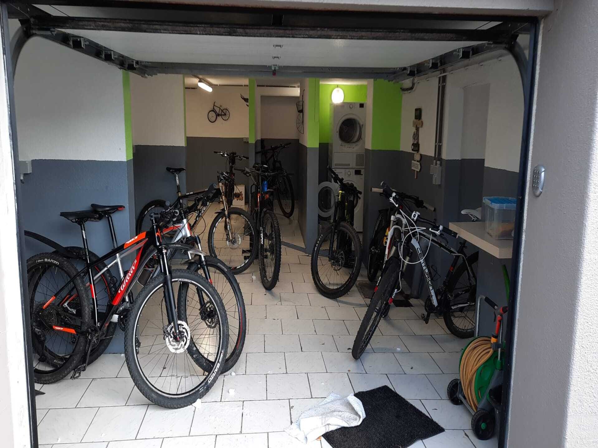Landhuis in hartje Waimes voor 22 personen met sauna en tuin - foto 39