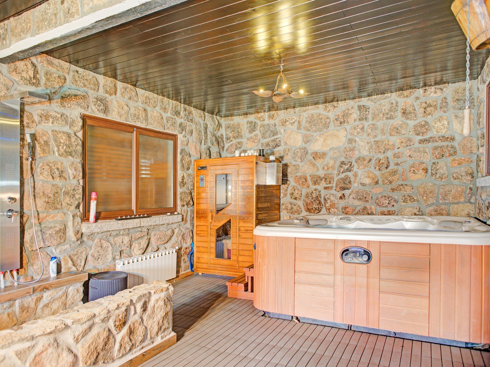 Romantisch landhuis met spa, zwembad en tuin bij Galapagar - foto 23