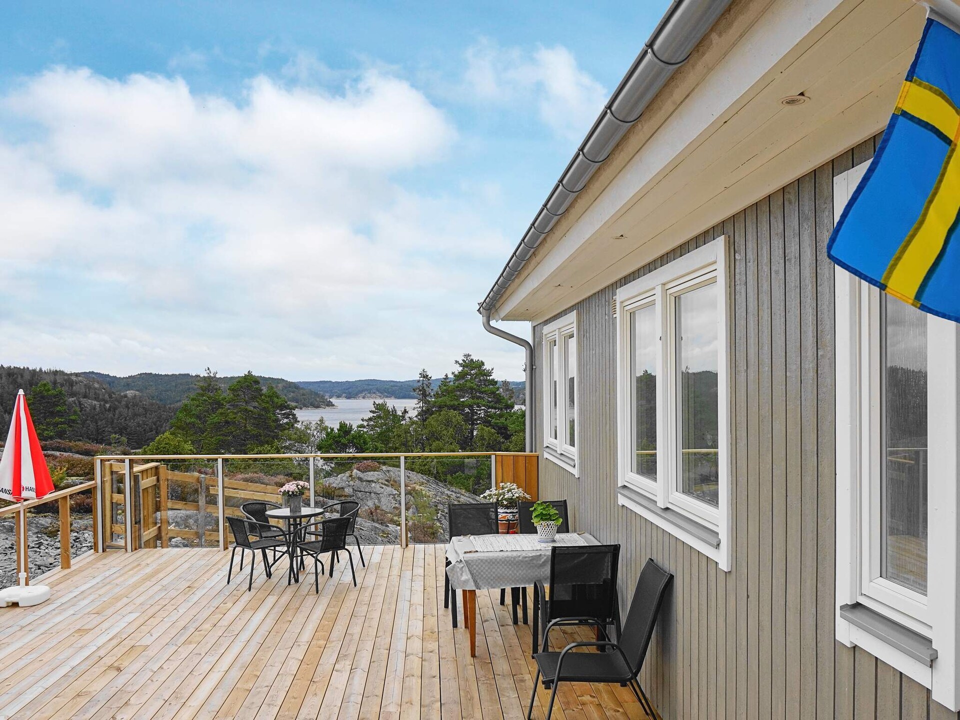Op 1,5 km van zee: Modern appartement voor 6 personen in Henån - foto 1