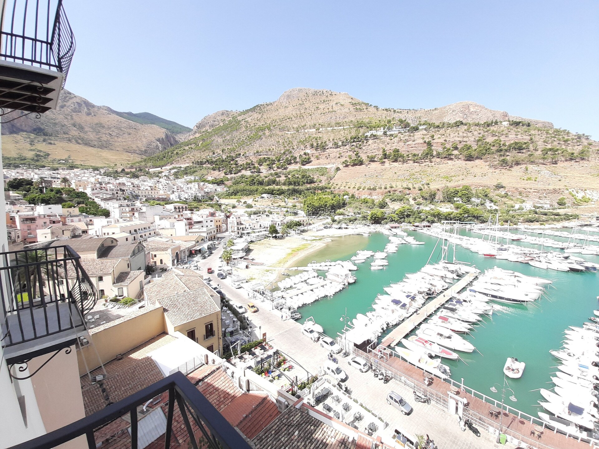 Sfeervol appartement met havenzicht in Castellammare del Golfo - foto 23